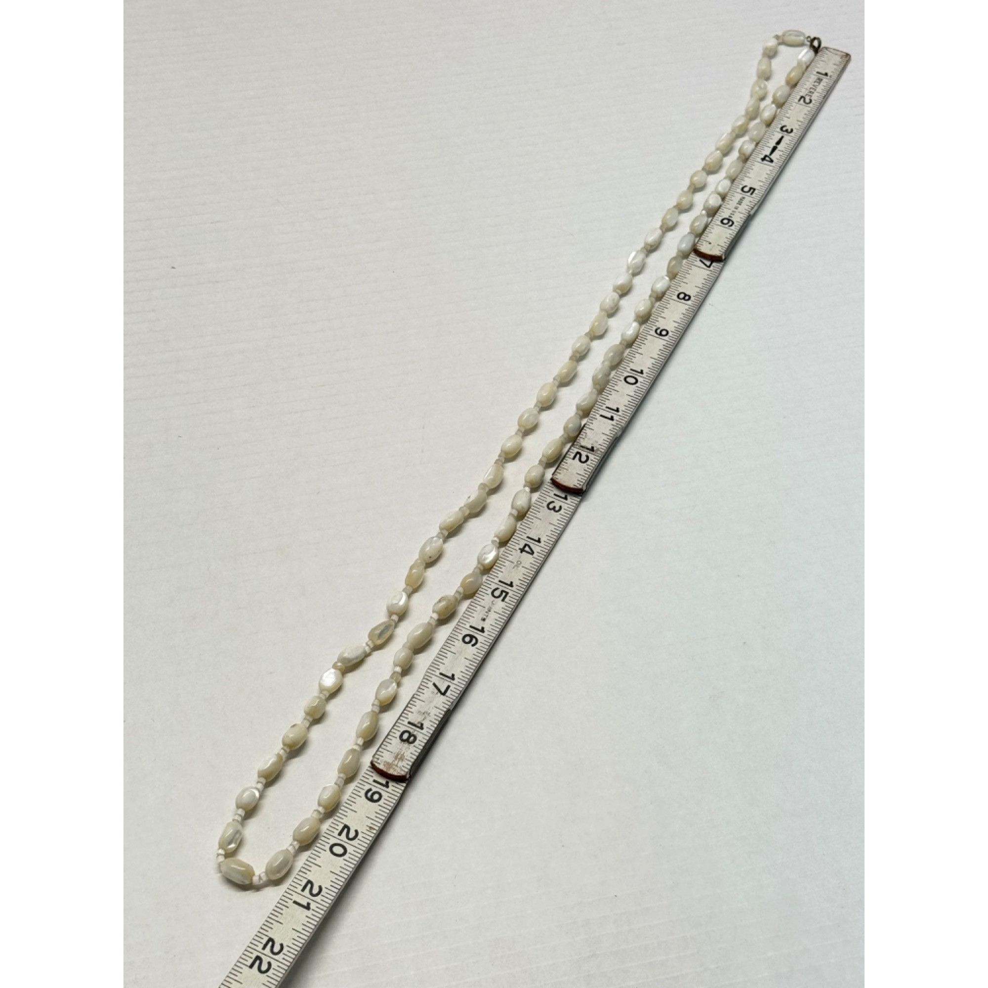 Vintage Vintage estate long mother of pearl MOP beaded necklace Size ONE SIZE - 7 Thumbnail