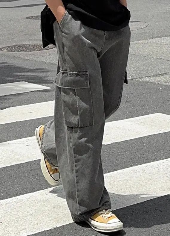 Japanese Brand Vintage washed distressed men's loose work jeans Size US 32 / EU 48 - 1 Thumbnail