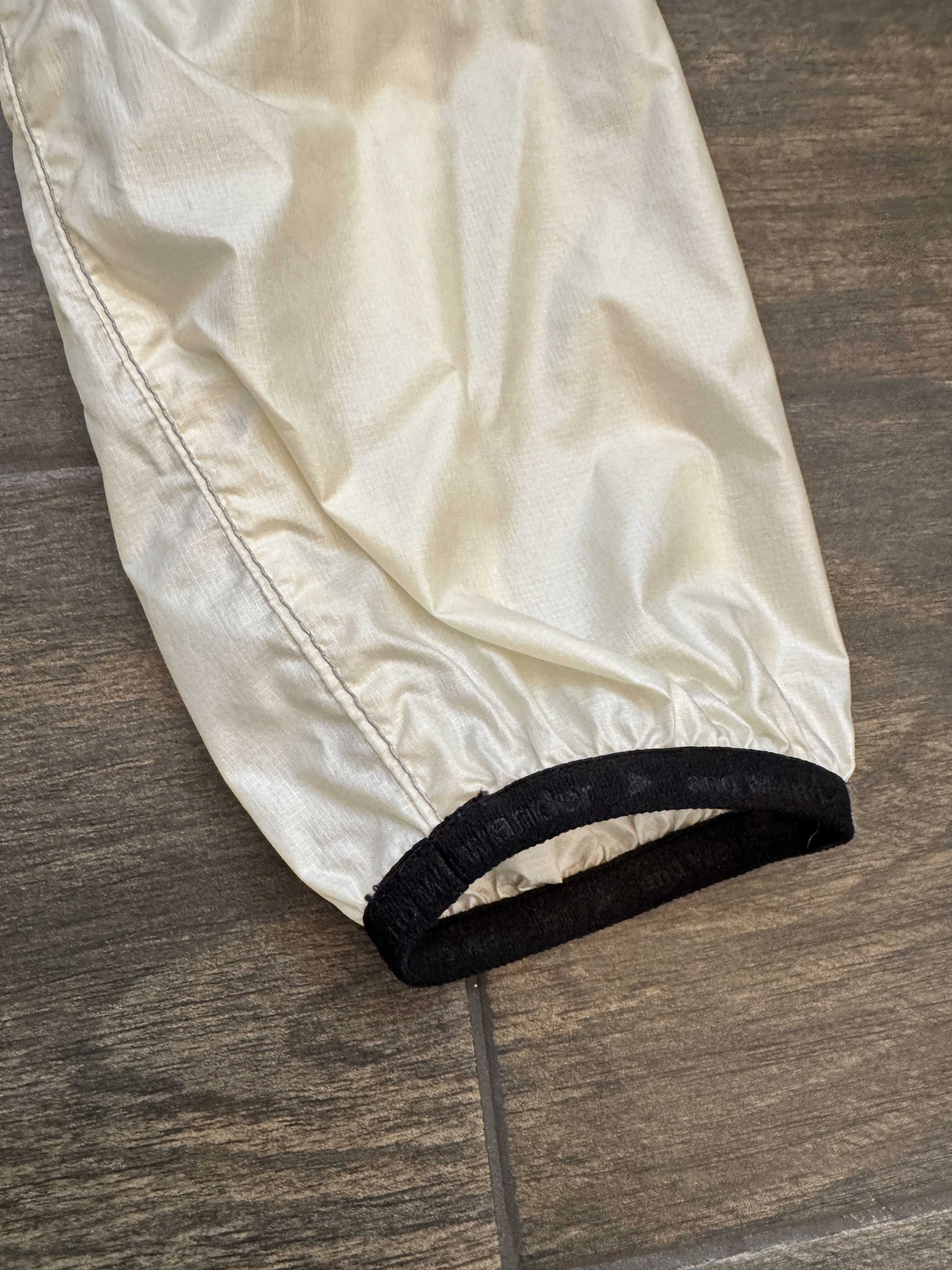 And Wander × Barbour Barbour and wander Pertex Windbreaker Shell Packable Cream Size US L / EU 52-54 / 3 - 13 Thumbnail