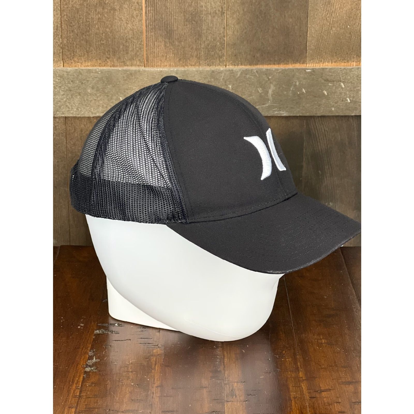 Hurley Hurley Hat Cap Snap Back Adult Black Polyester Blend Twill Logo Trucker Hat Men One Size Sports Casual Mens Size ONE SIZE - 7 Thumbnail