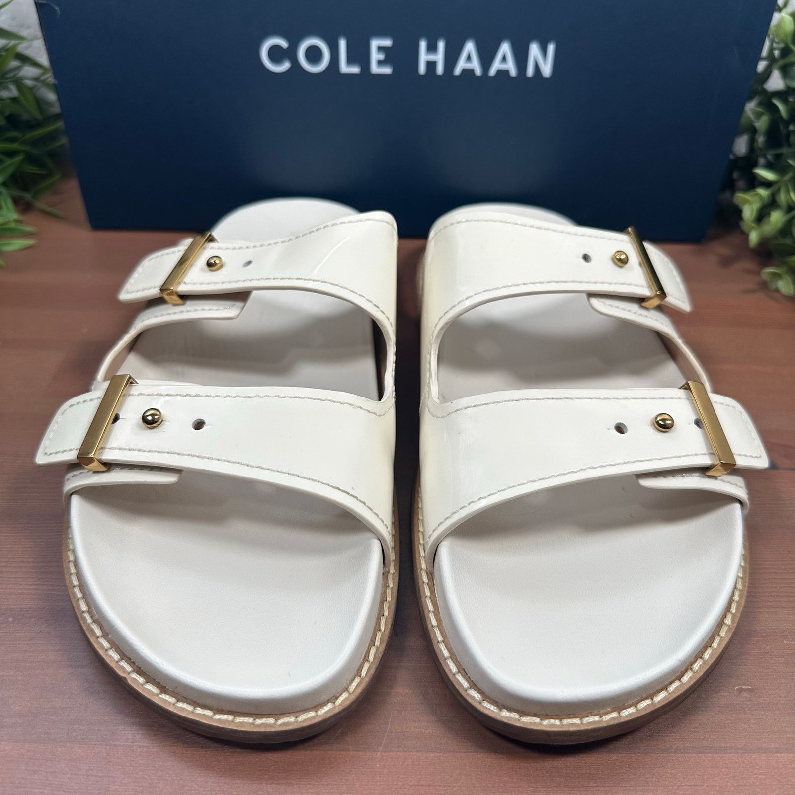 Cole Haan Cole Haan Marisol Footbed Sandal Ivory Patent Leather Size 9 Size US 9 / IT 39 - 3 Thumbnail