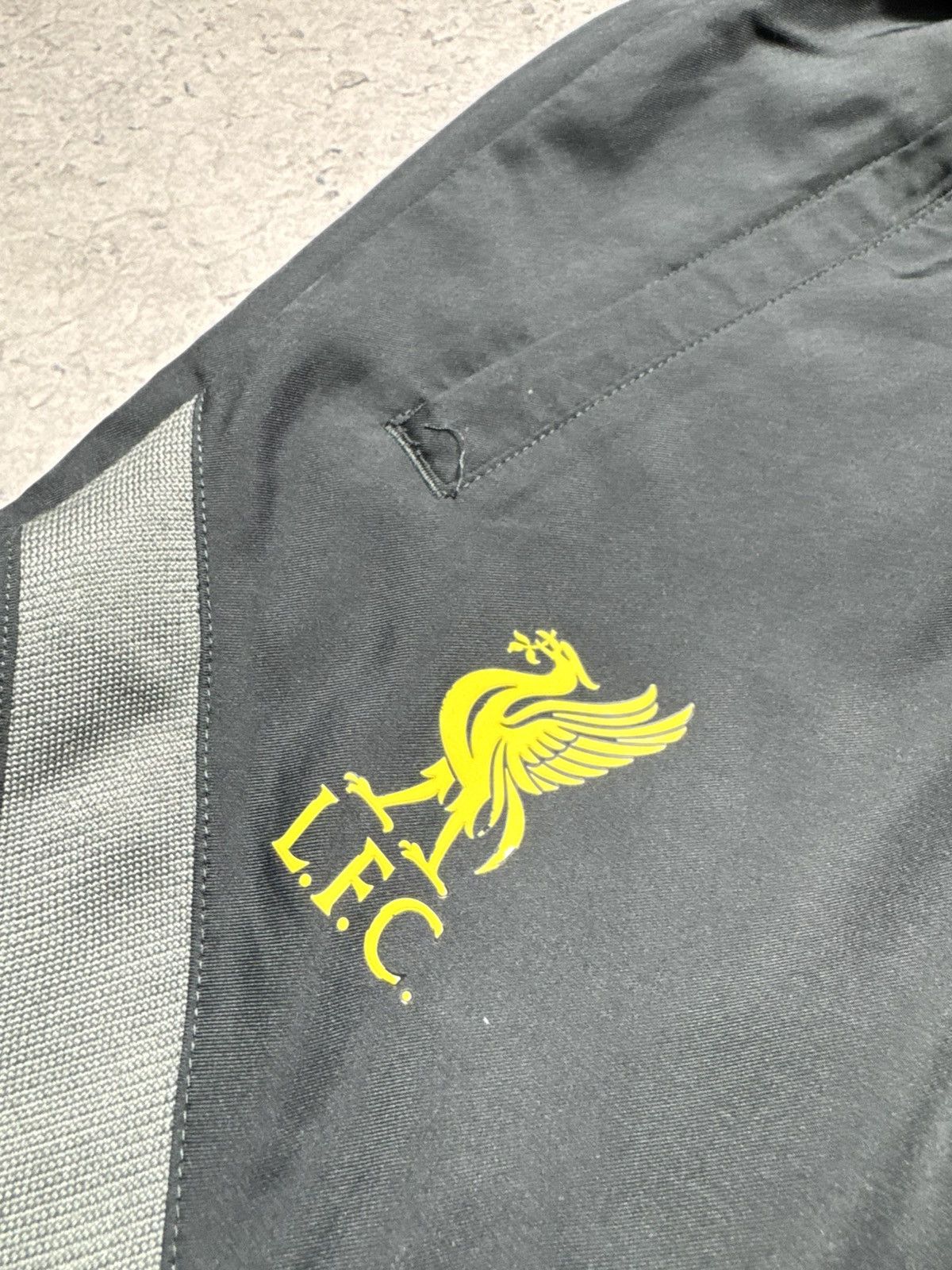 Nike Nike FC Liverpool Nylon Football Track Suit Jacket And Pants Size US M / EU 48-50 / 2 - 18 Thumbnail