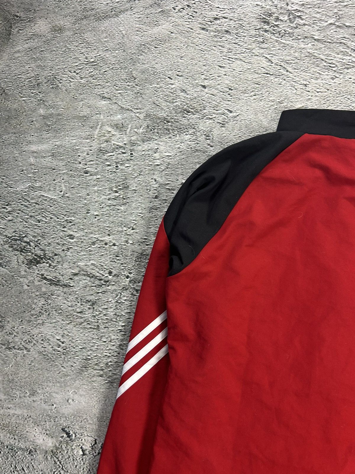 Adidas Adidas track jacket vintage red Y2K nylon zip Size US S / EU 44-46 / 1 - 10 Thumbnail