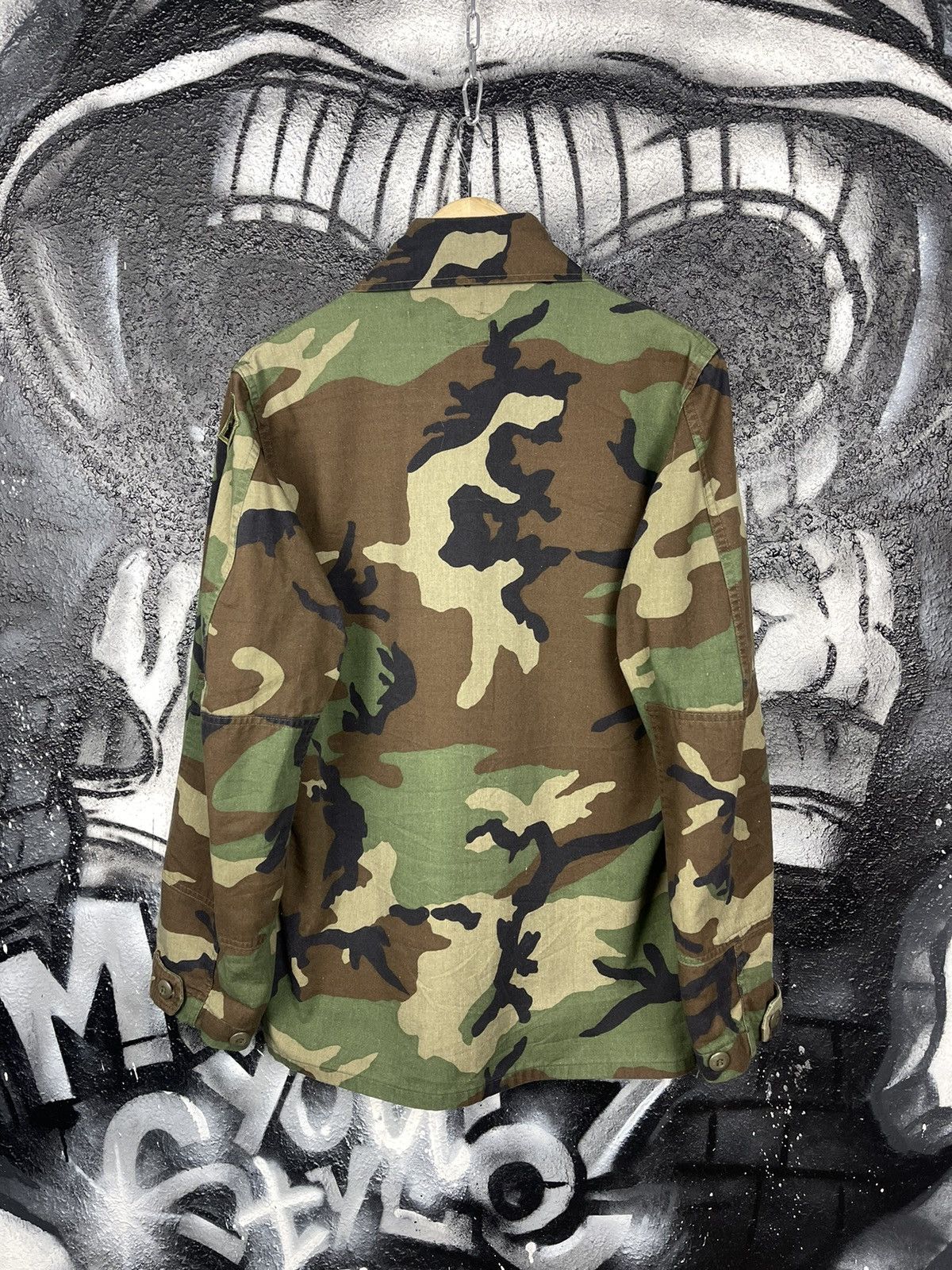Vintage Army Coat Combat Woodland Camouflage Pattern Men’s Size S Size US S / EU 44-46 / 1 - 5 Thumbnail