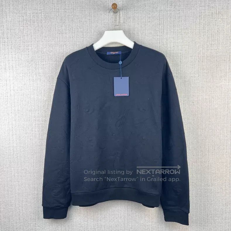 Louis Vuitton Louis Vuitton SS24 Solid Dark Embroidered logo Crewneck Sw Size US XL / EU 56 / 4 - 1 Thumbnail