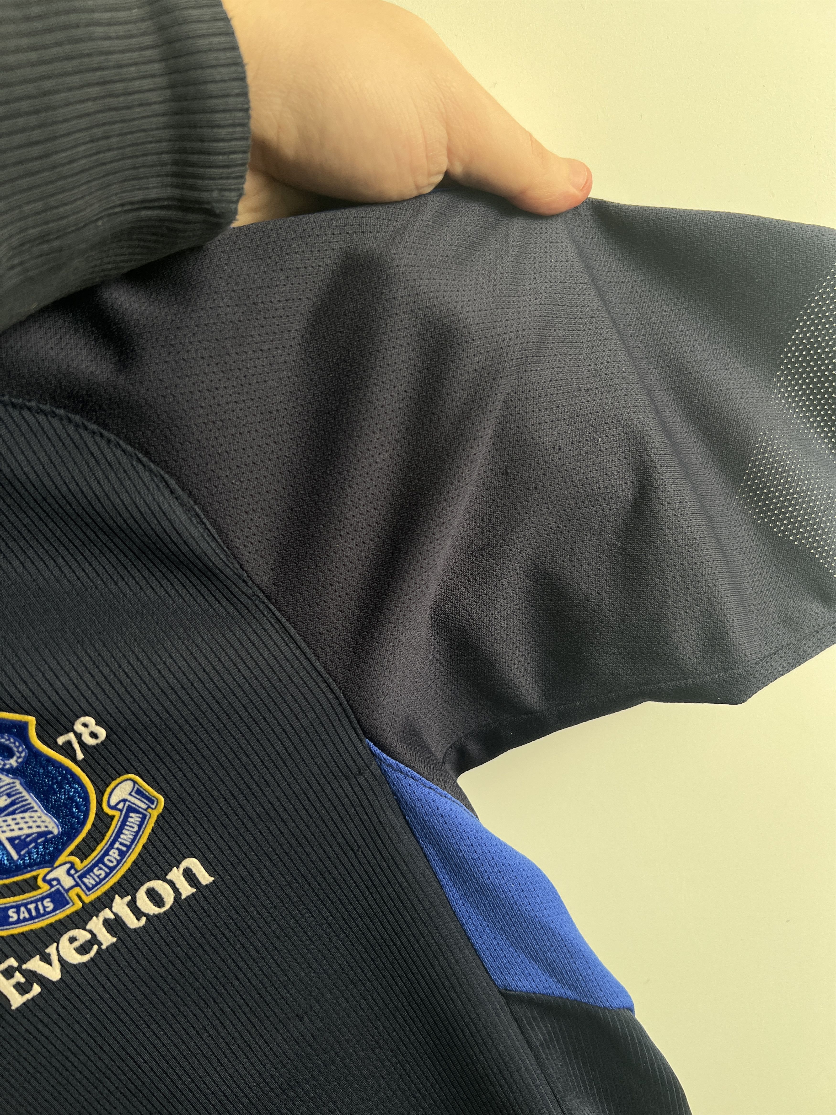 Umbro × Vintage Soccer Jersey Umbro Everton 00s Vintage Training Size US S / EU 44-46 / 1 - 10 Thumbnail