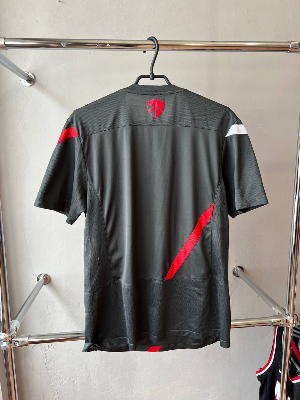 Nike 2012/13 NIKE MANCHESTER UNITED TRAINING SOCCER JERSEY SHIRT Size US L / EU 52-54 / 3 - 8 Thumbnail
