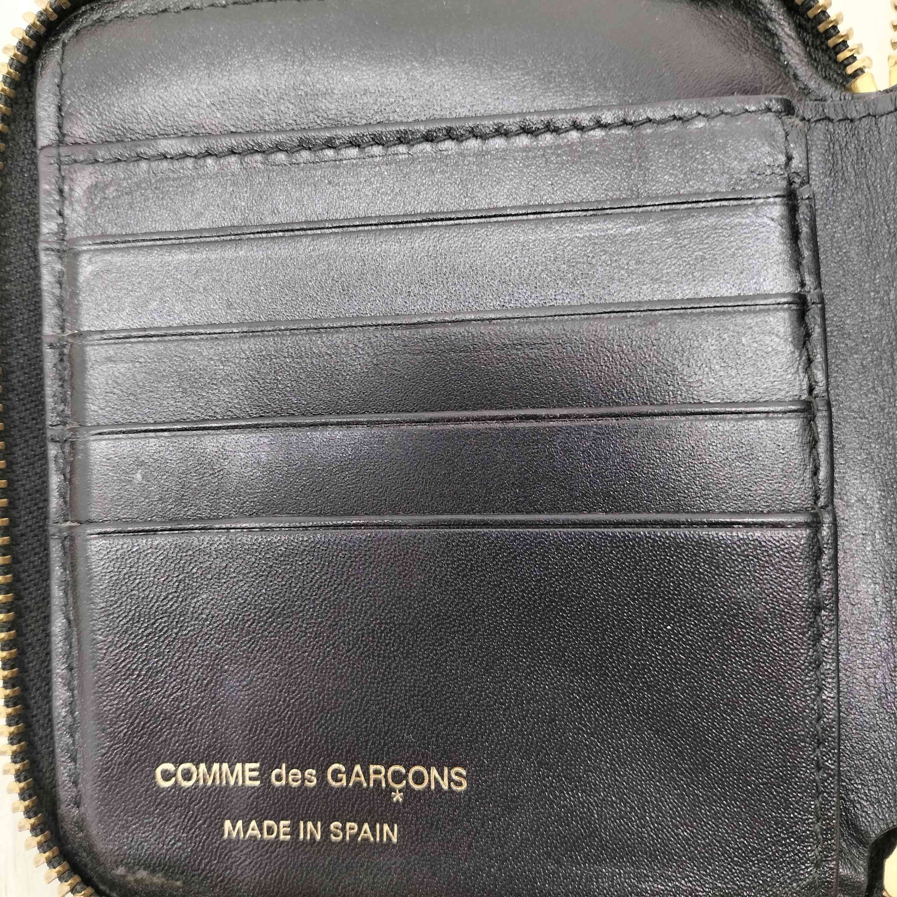 Comme des Garcons Wallet CLASSIC PLAIN Zipper Embossed Logo Inside Black Size ONE SIZE - 6 Thumbnail