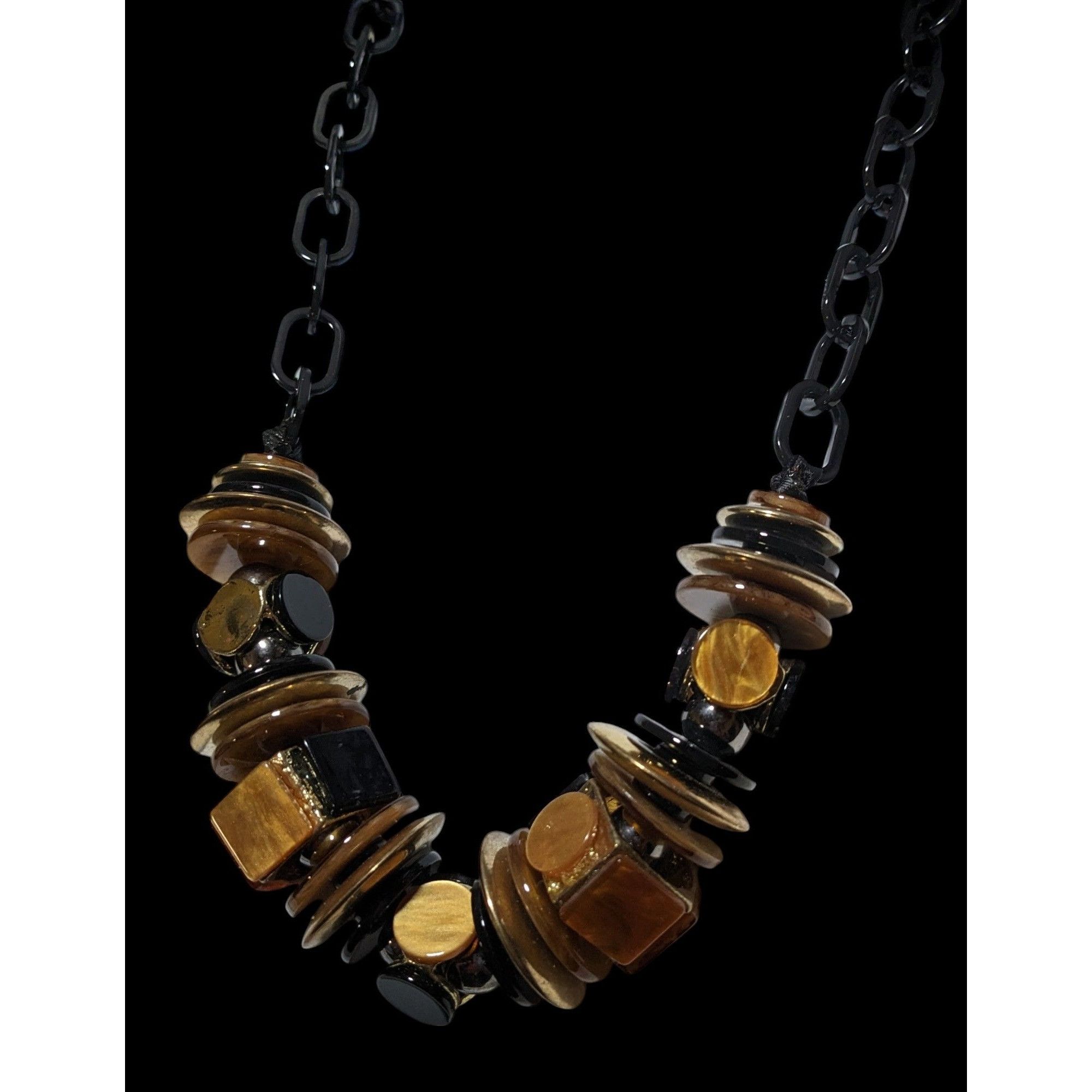 Other Chunky Glam Black And Gold Shell Disc Abstract Necklace Size ONE SIZE - 3 Thumbnail