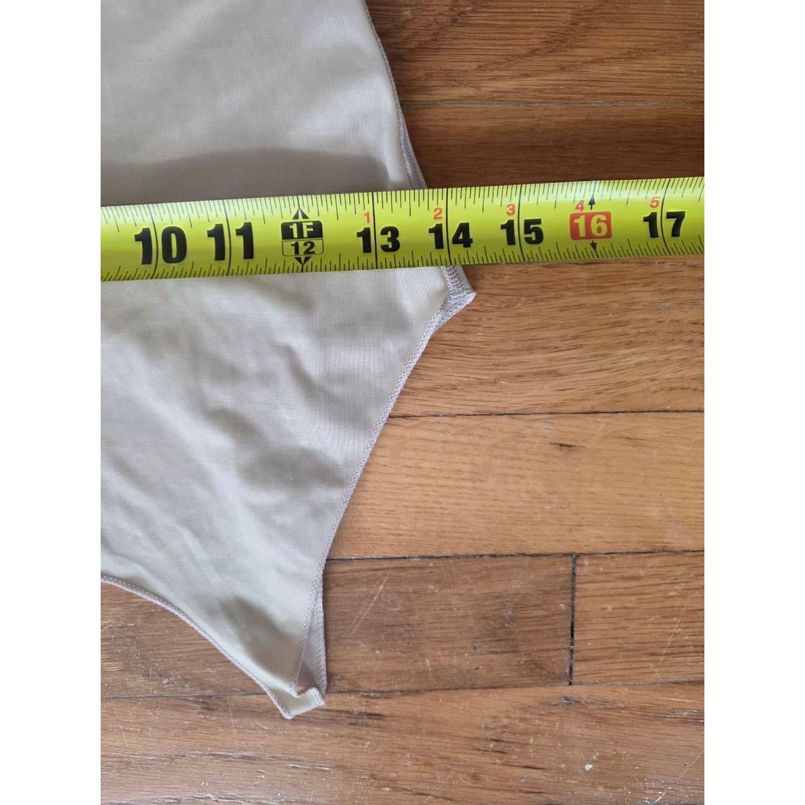Spanx Spanx By Sara Blakely Slim Cami Beige Medium A001075 Size ONE SIZE - 5 Thumbnail