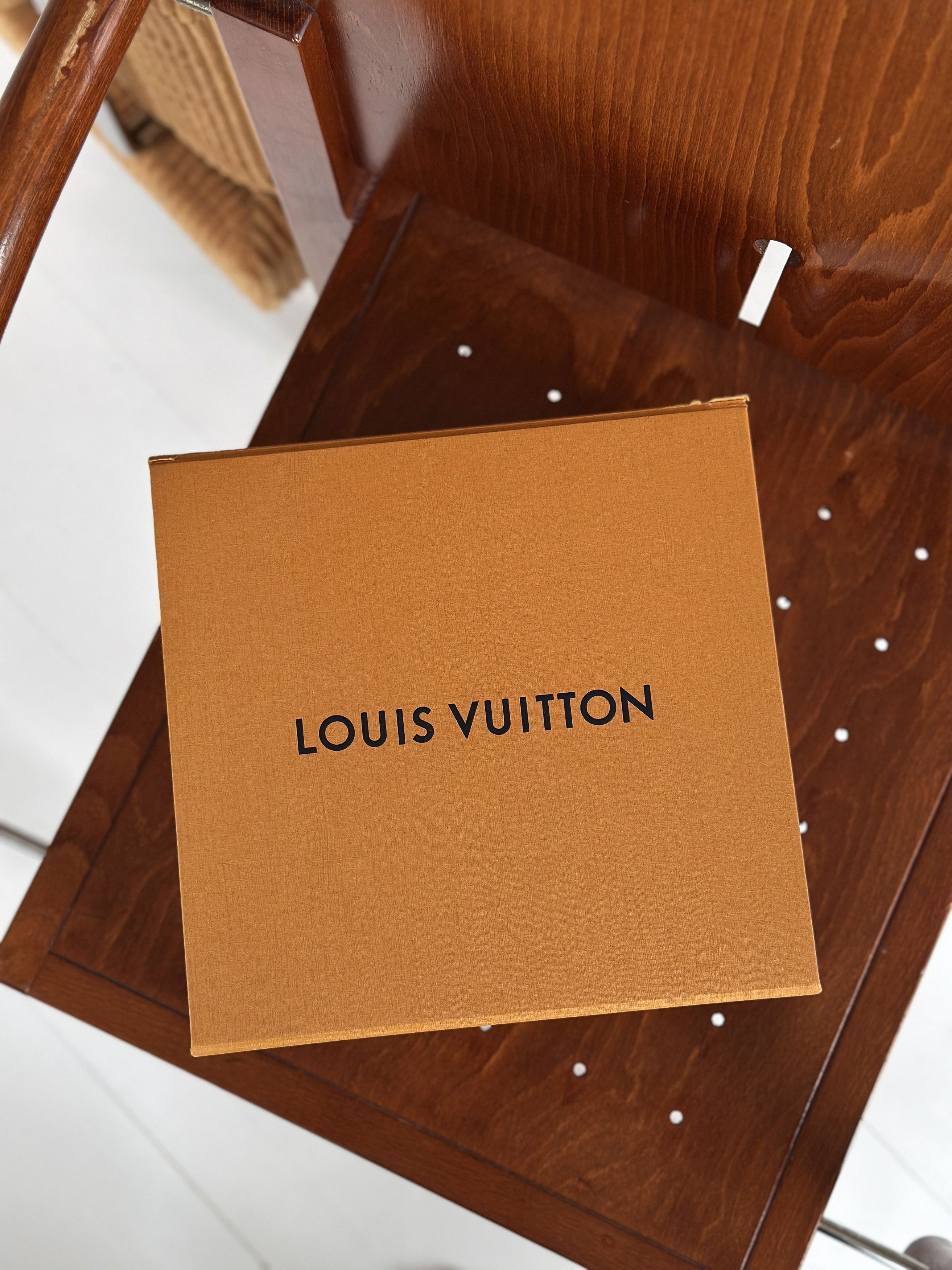 Louis Vuitton Monogram Tumbler Cup Ceramic - GL0838 - New Size ONE SIZE - 5 Thumbnail
