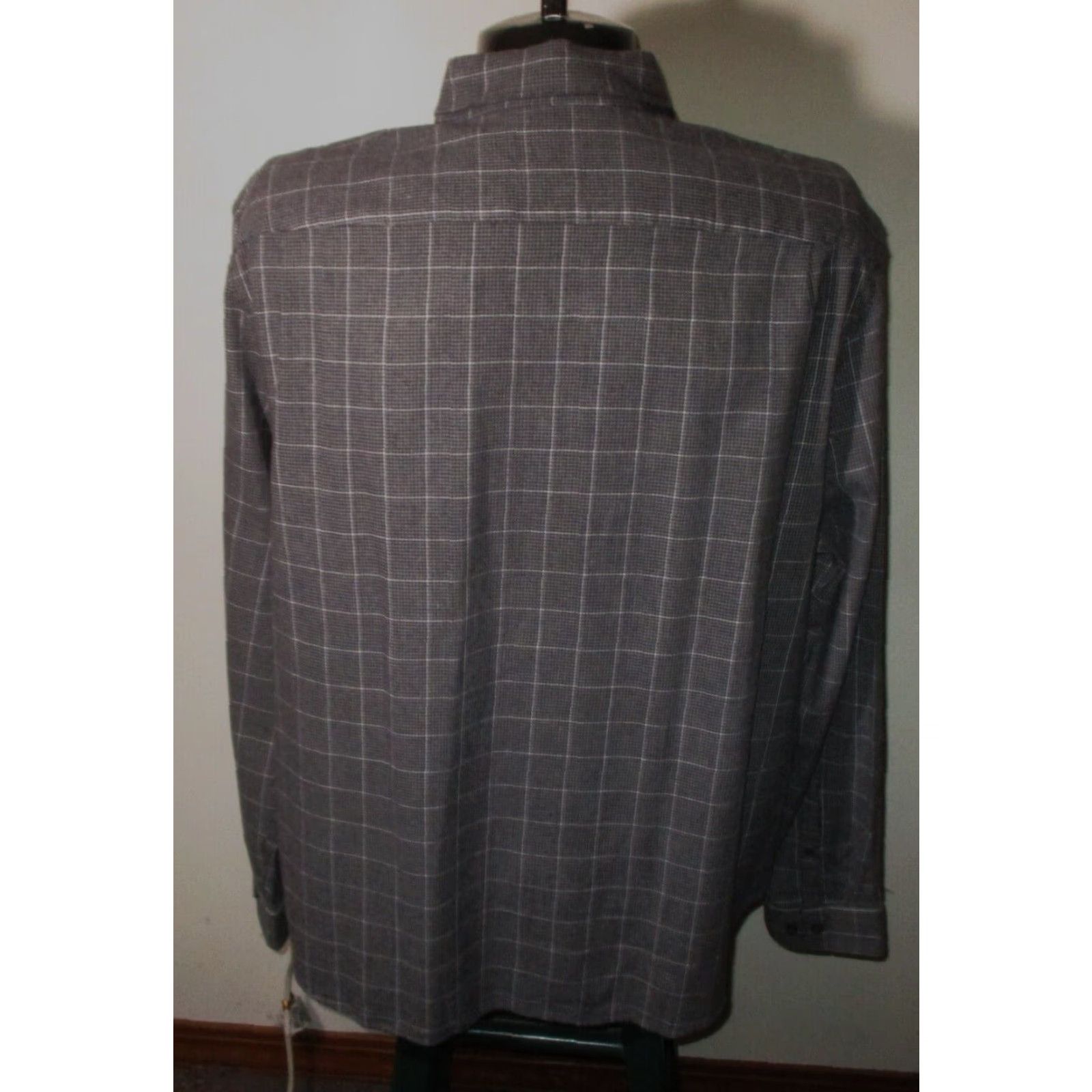 Express EXPRESS Gray Black Long Sleeve Shirt XXL NWT Button-Front Button-Down Collared Knit Cotton Classic Men’s Shirt Size US XXL / EU 58 / 5 - 5 Thumbnail
