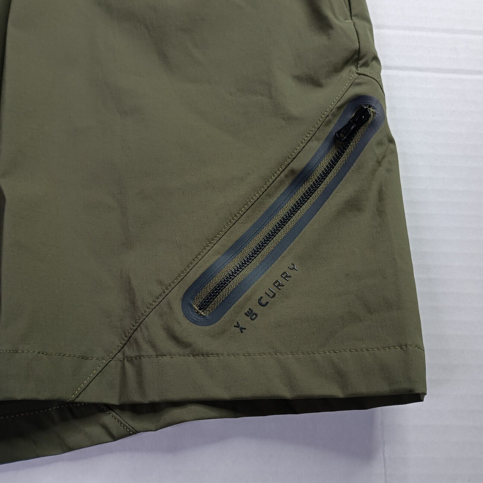 Under Armour Under Armour Steph Curry Short 7” Inseam Green Mens Size 2XL Size US 40 / EU 56 - 2 Thumbnail