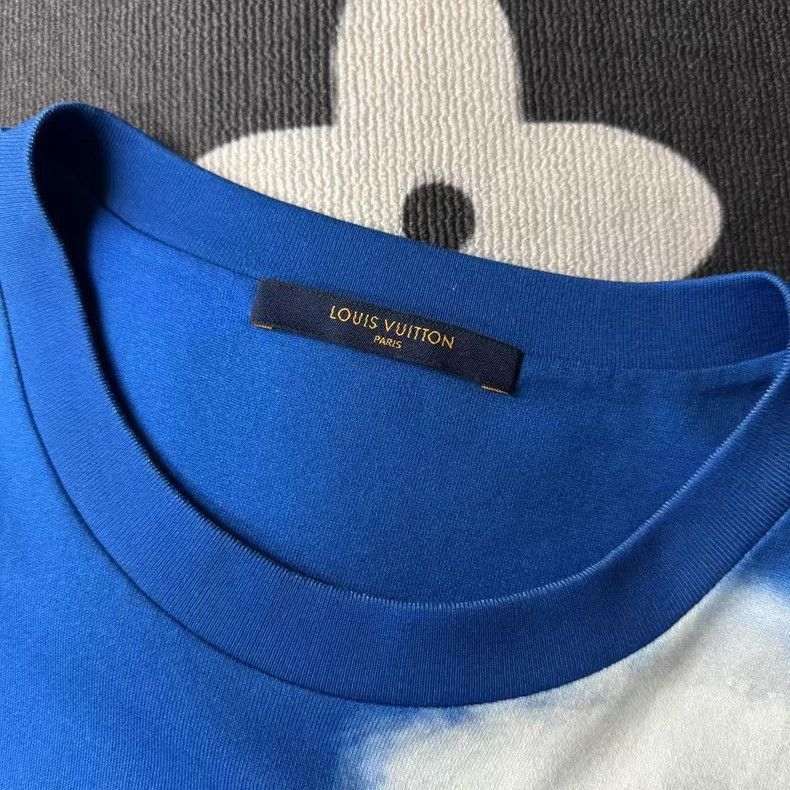 Louis Vuitton Blue Sky and White Clouds Short Sleeve Shirt -2505 Size US XXL / EU 58 / 5 - 5 Thumbnail