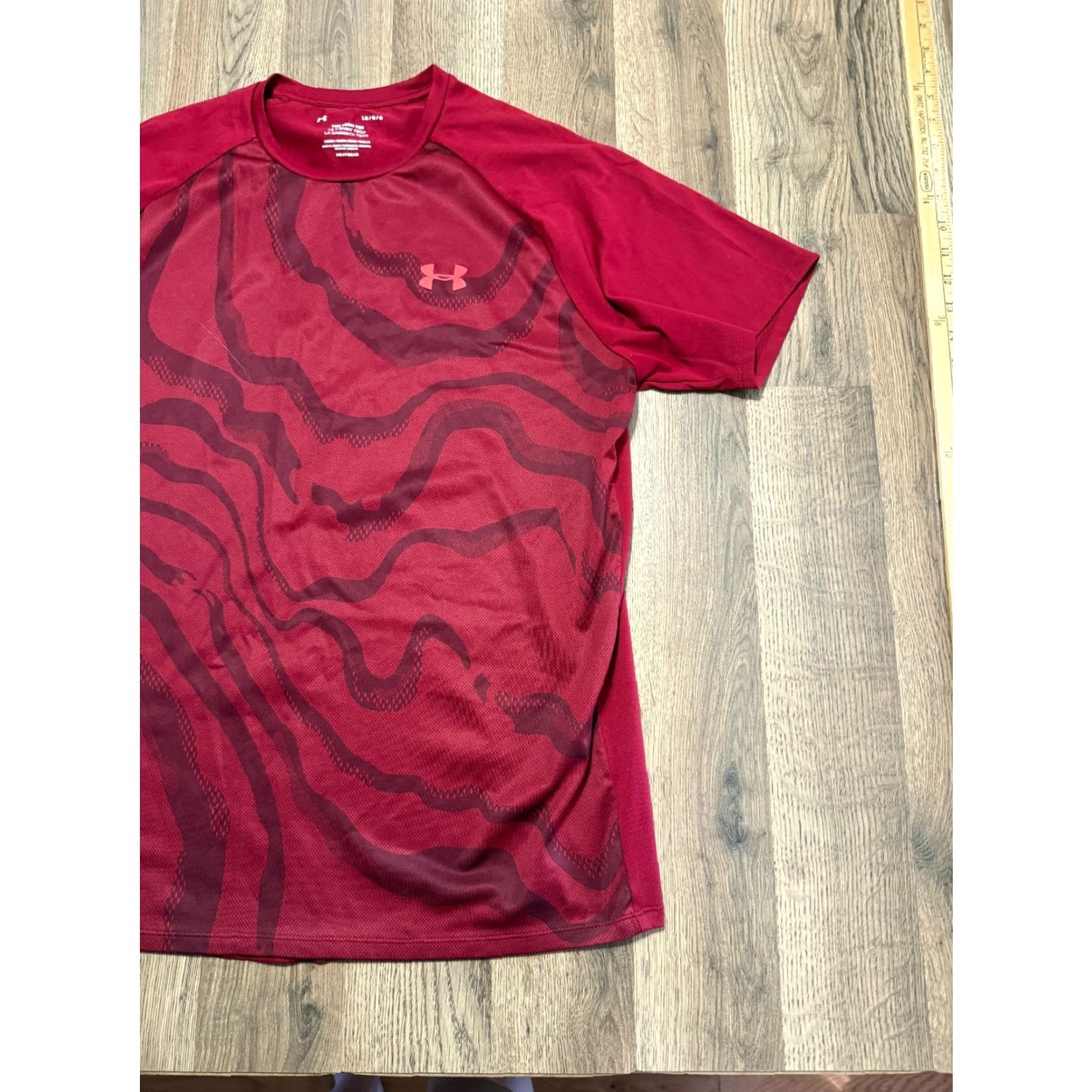 Under Armour Under Armour Shirts Men's Large Red Activewear Short Sleeve Crew Neck T-Shirt Sports Men Ready for Fall Spring Summer Size US L / EU 52-54 / 3 - 3 Thumbnail