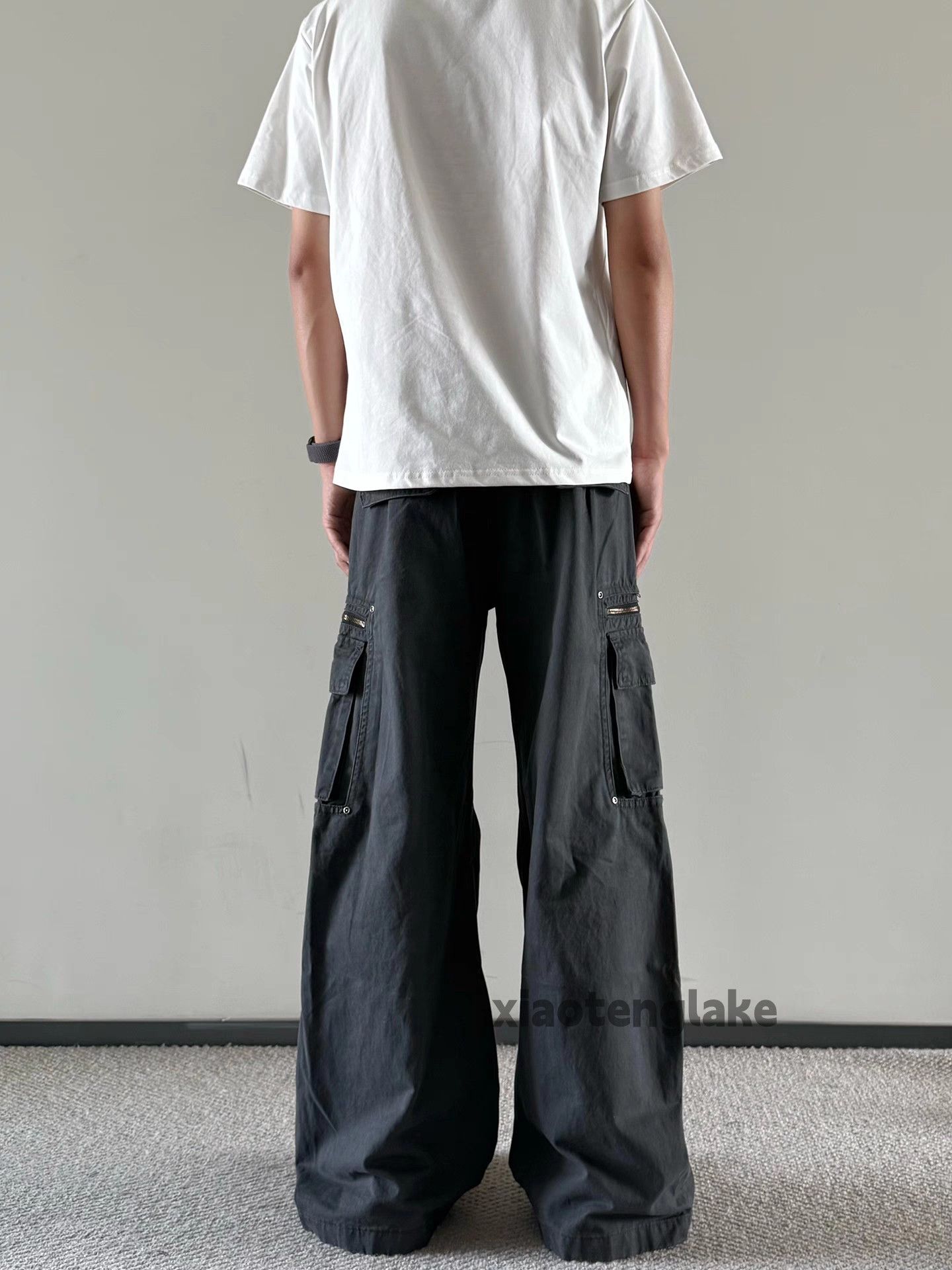 Designer × Japanese Brand × Vintage Unisex washed faded cleanfit pleated cargo pants Size US 33 - 4 Thumbnail