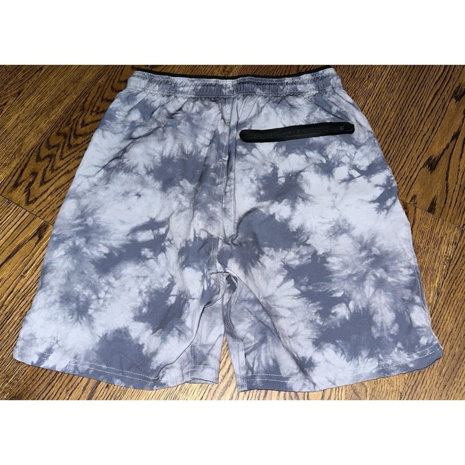 Asics BYLT Mens S 6" Active Training Shorts Drawstring Lined Cloud Dye Gray Polyester Spandex Athletic Pockets Lightweight Easy Care Size US 29 - 2 Thumbnail