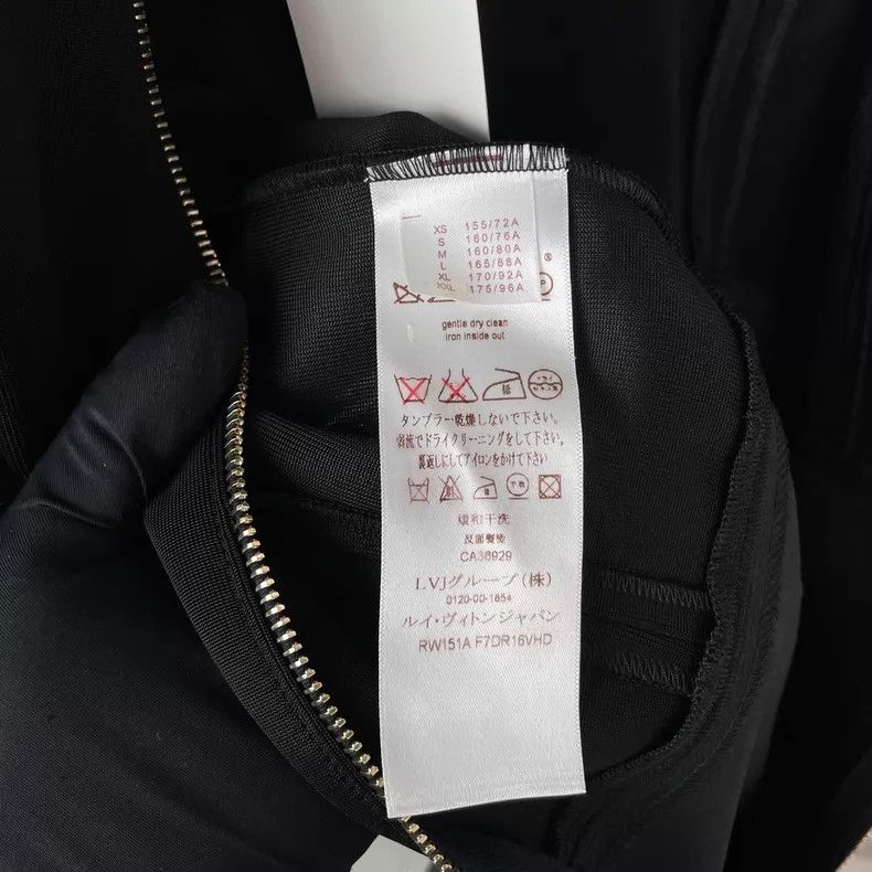 Louis Vuitton Louis Vuitton Black Back Zip Short Sleeve Dress Size XS / US 0-2 / IT 36-38 - 7 Thumbnail