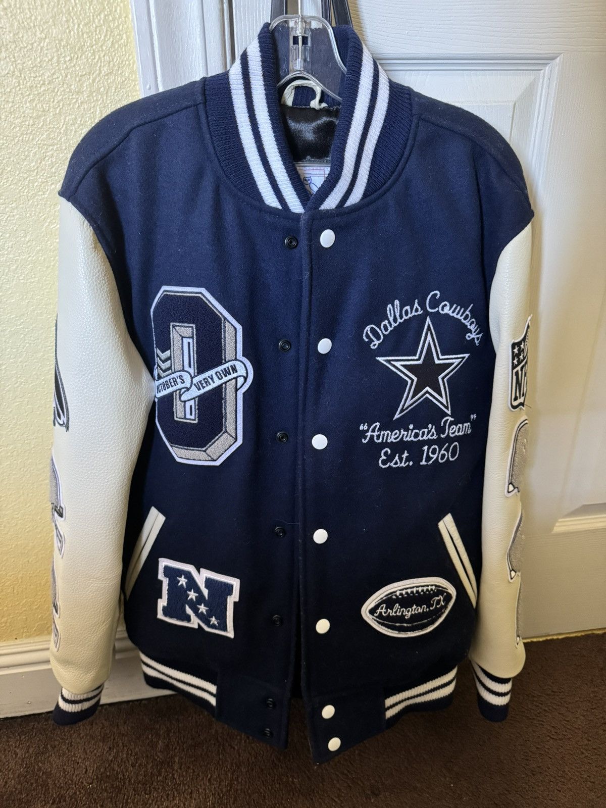 October's Very Own OVO x NFL Dallas Cowboys Letterman Varsity Jacket Size US S / EU 44-46 / 1 - 1 Thumbnail
