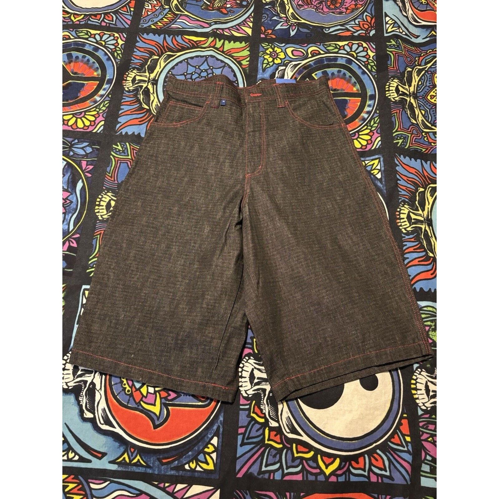 Other y2k platinum B.Q.E black red jorts shorts W34 L 14 NWT baggy Size US 34 / EU 50 - 2 Thumbnail