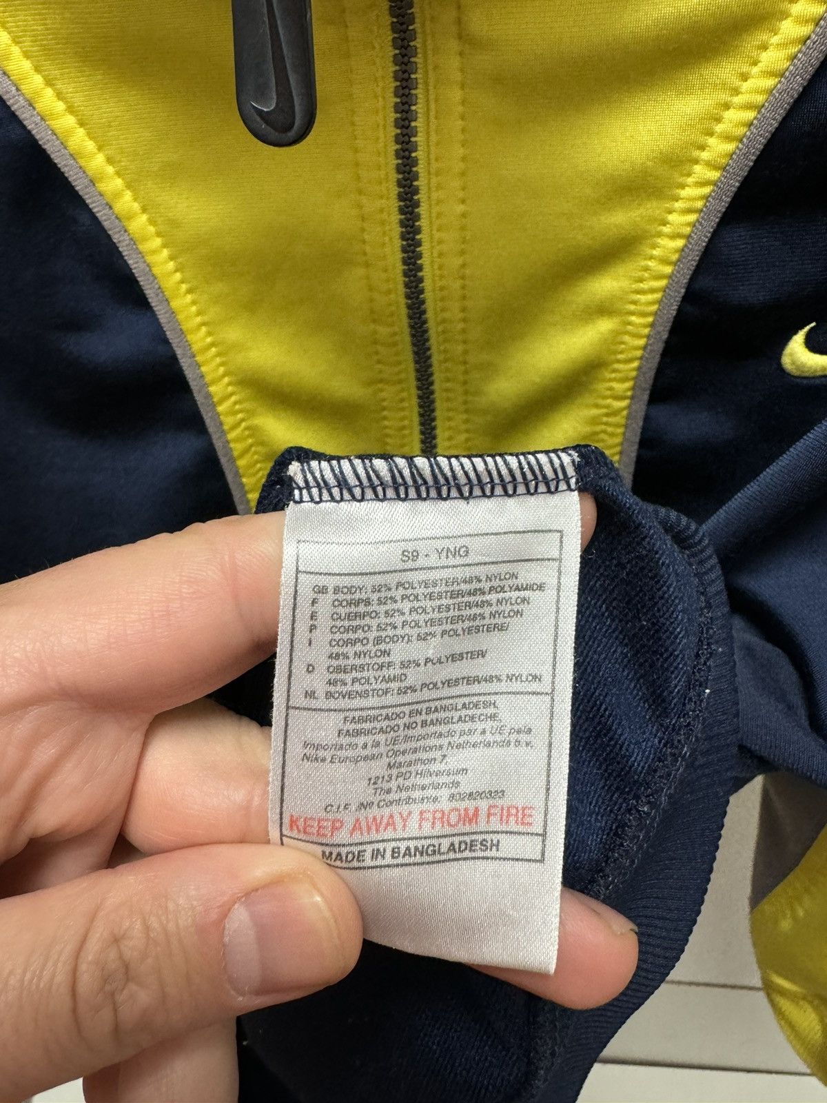 Nike Nike vintage bomber fullzip 1990th M sz Size US M / EU 48-50 / 2 - 7 Thumbnail