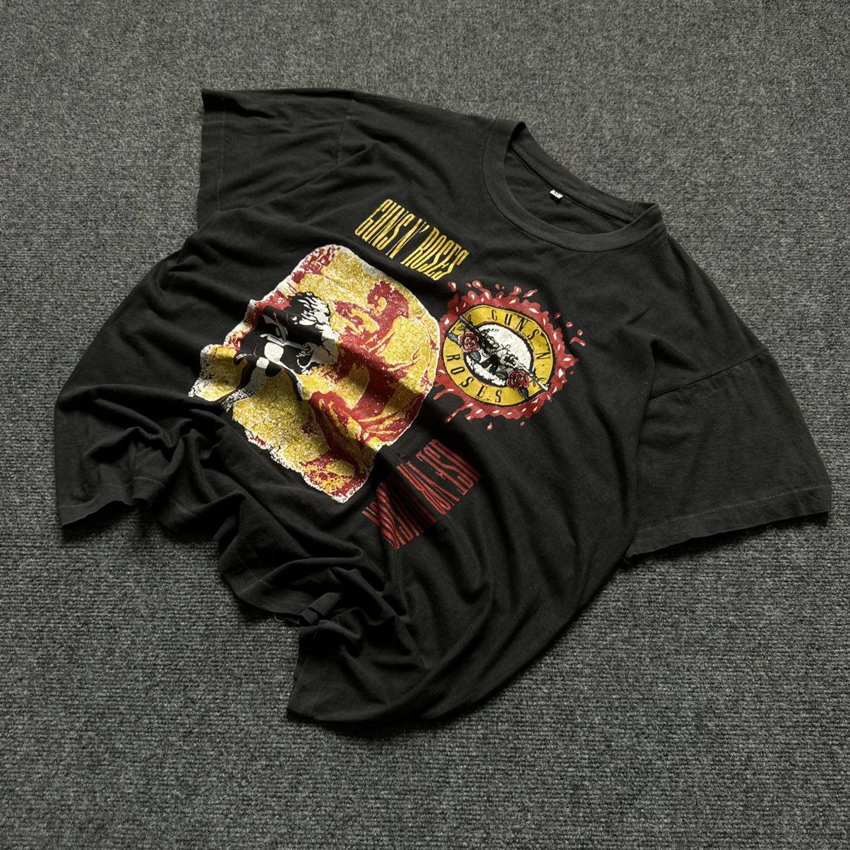 Guns N' Roses VTG Adult Guns N Roses T-shirts Big Logo Single Stitch Y2K Size US XL / EU 56 / 4 - 1 Thumbnail