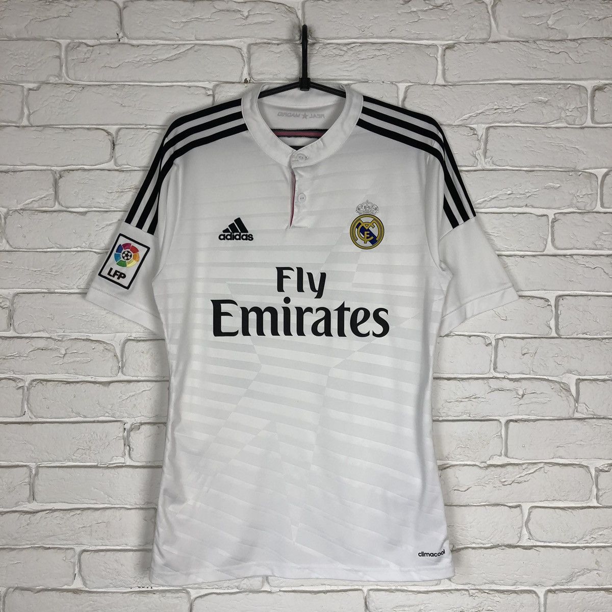 Adidas Real Madrid #23 Isco 2014 2015 home soccer jersey adidas Size US S / EU 44-46 / 1 - 2 Thumbnail
