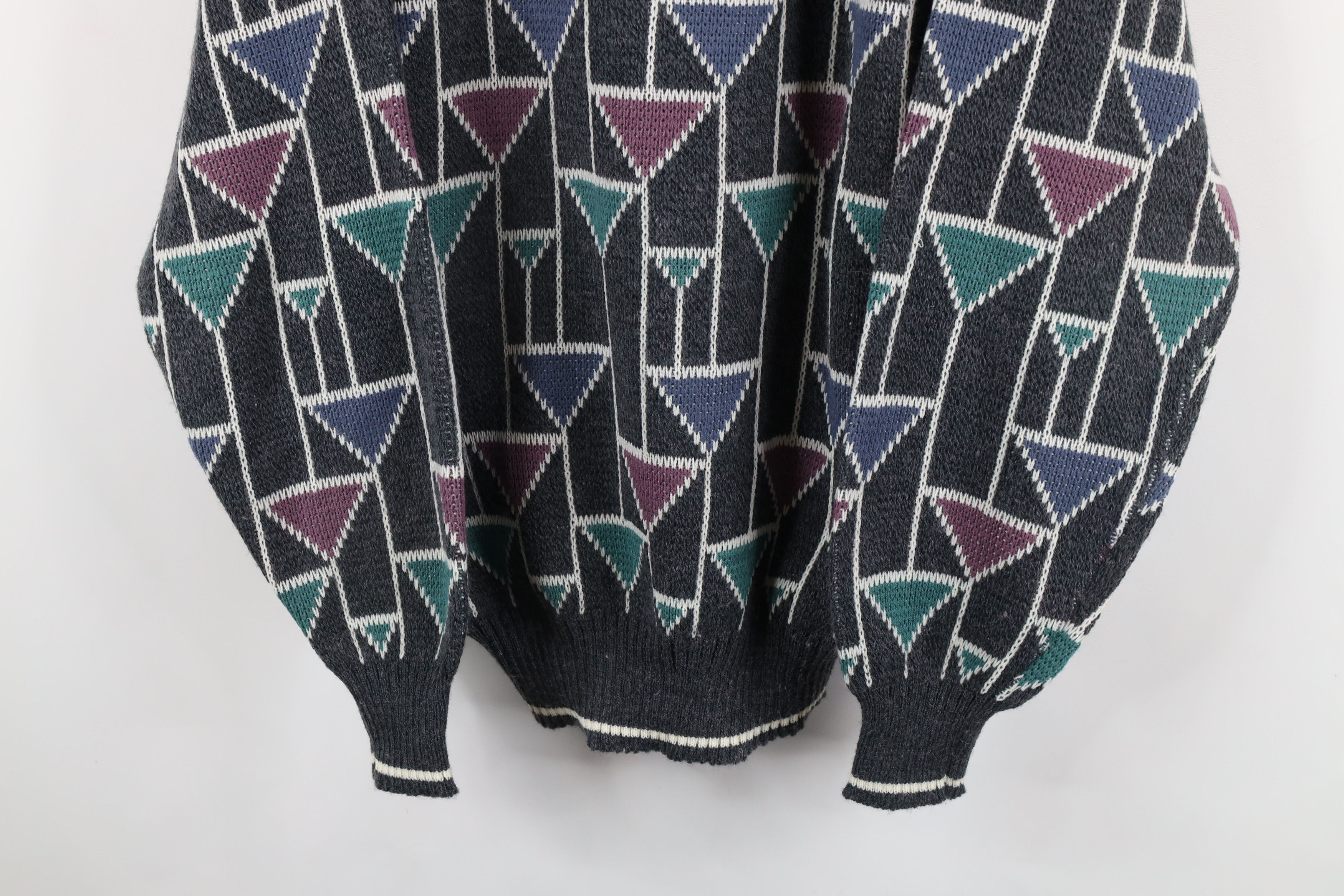 Vintage Vintage 90s Coogi Style Bassmaster Geometric Knit Sweater Size US L / EU 52-54 / 3 - 3 Thumbnail