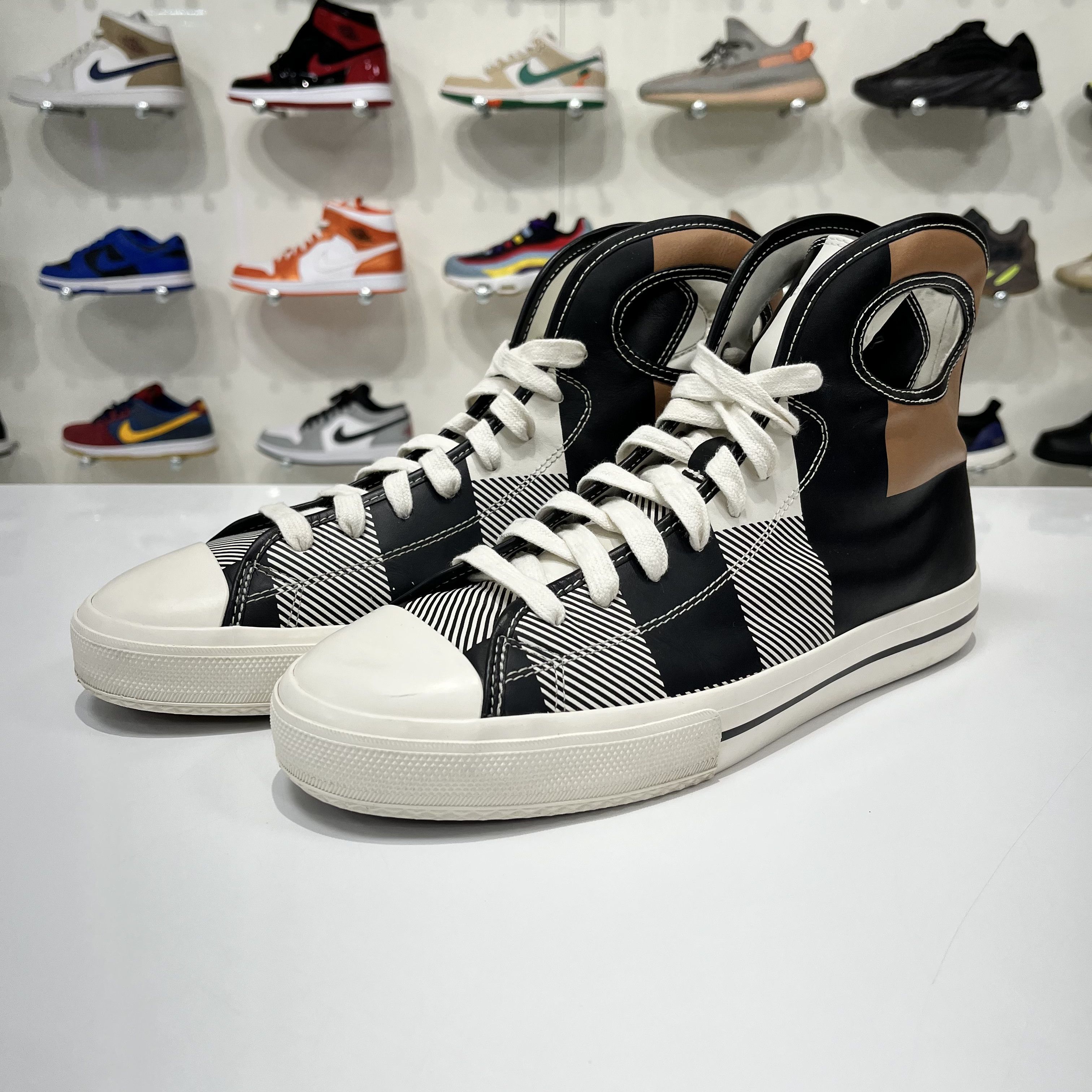 Burberry Burberry Larkhall High-Top Sneakers Check Print Leather Size US 12.5 / EU 45-46 - 2 Thumbnail