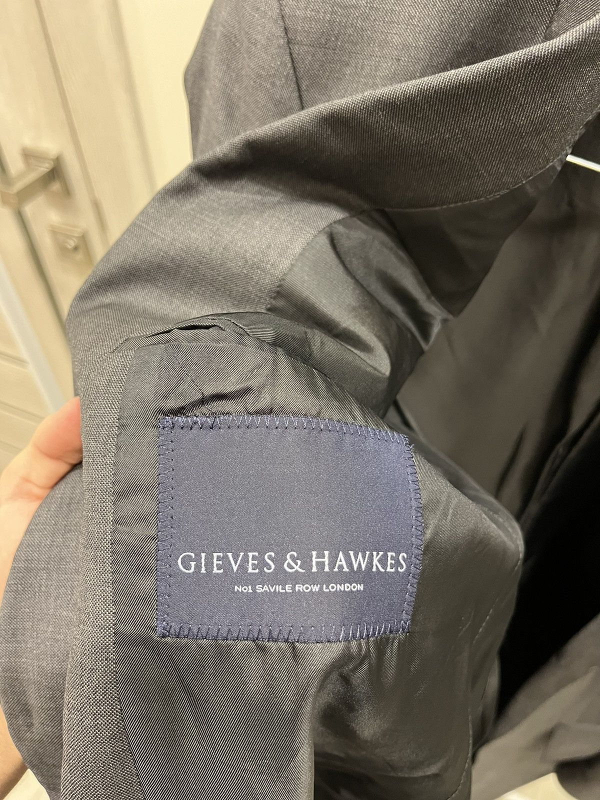 Gieves & Hawkes Claridge Navy Blue Striped Two Button Suit 46L Size 40R - 23 Thumbnail