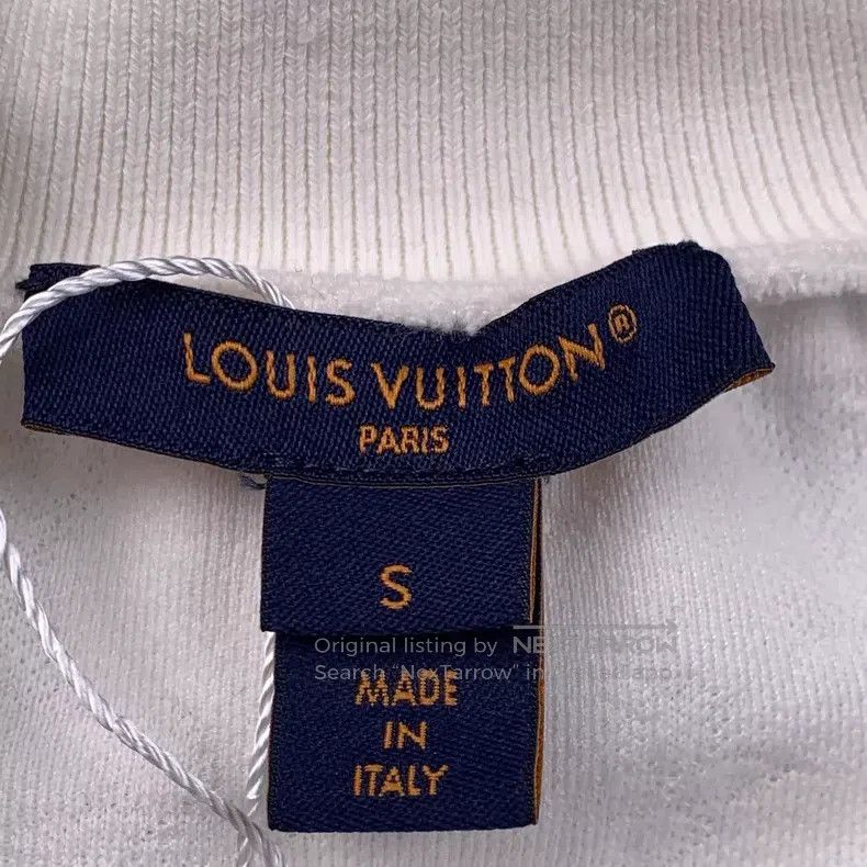 Louis Vuitton Louis Vuitton Fully printed white sweatshirt Size US S / EU 44-46 / 1 - 3 Thumbnail