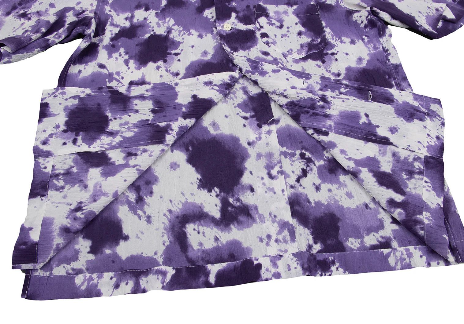 Issey Miyake Cotton Washer Print Short Sleeve Shirt in Purple and White Size US S / EU 44-46 / 1 - 12 Thumbnail