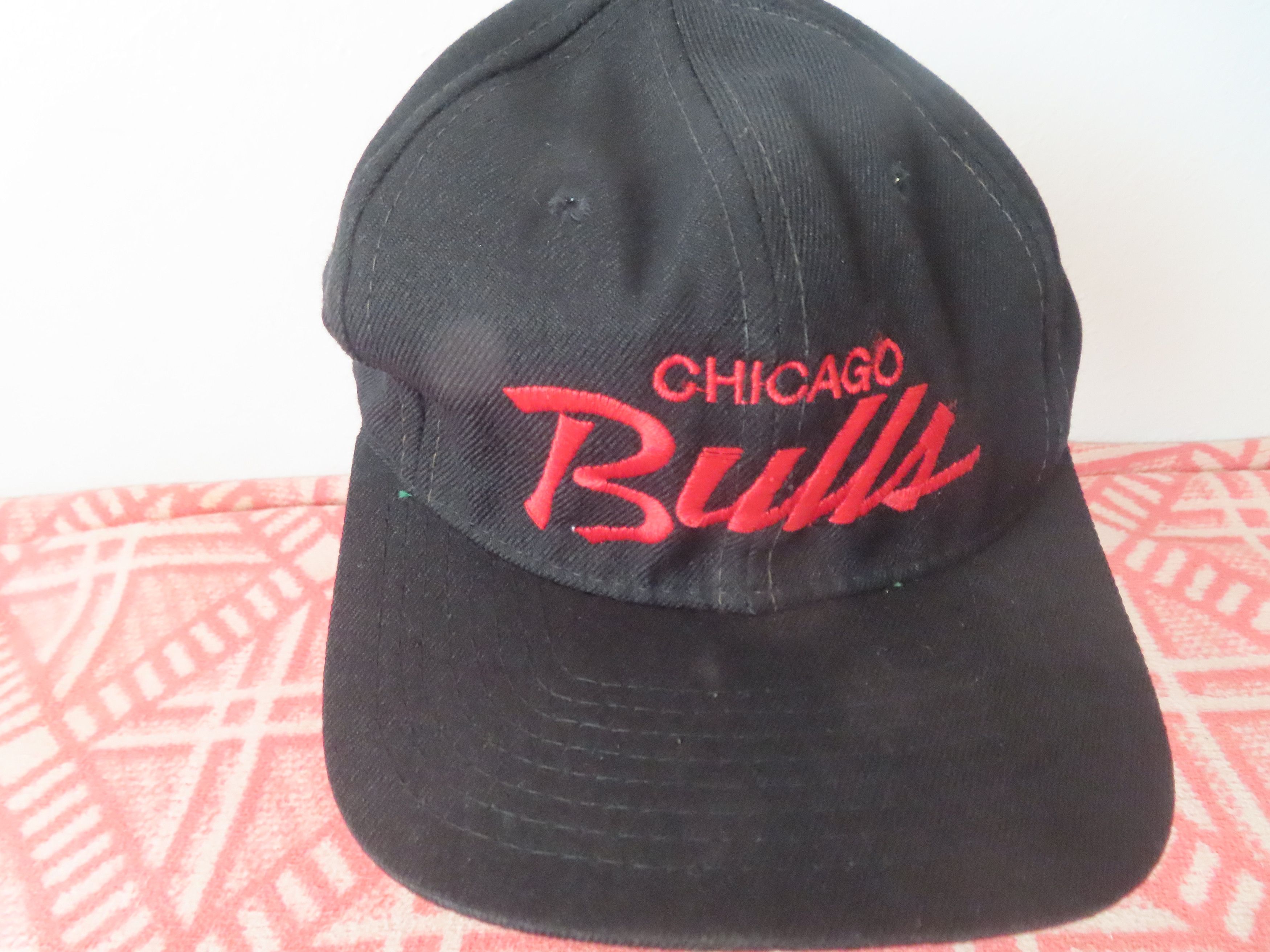 NBA × Sports Specialties Vintage 1990’s Sports Specialties Chicago Bulls Snapback Size ONE SIZE - 2 Thumbnail
