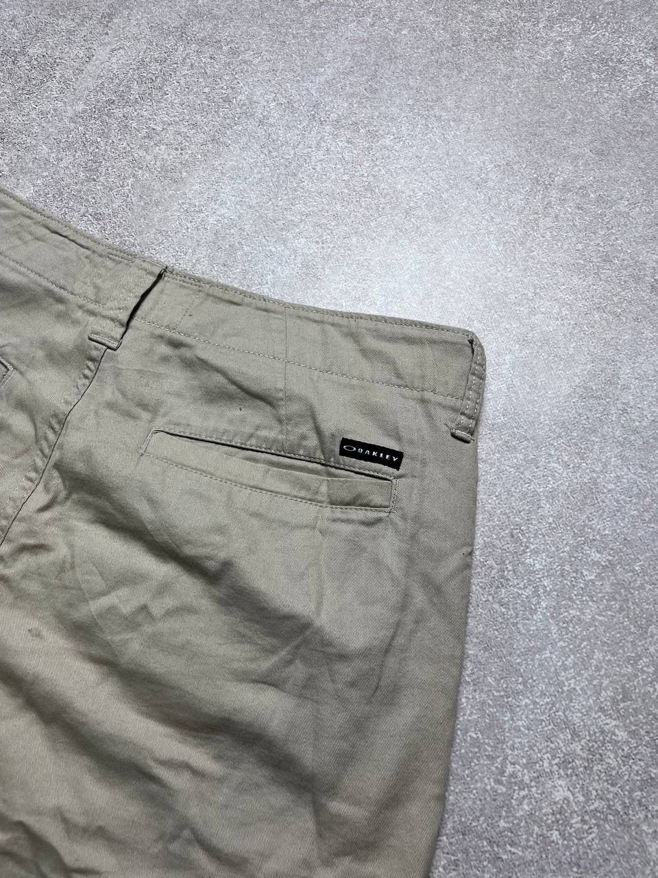 Oakley Vintage Oakley Cargo Baggy Shorts Jorts 33 Size US 33 - 3 Thumbnail