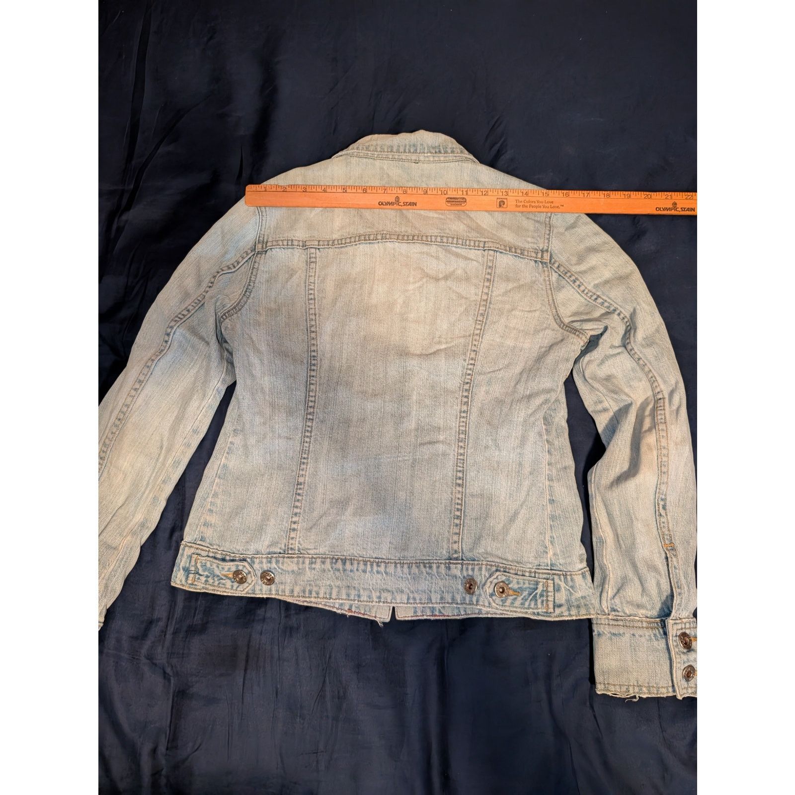 J.Crew J. Crew Denim Jean jacket Size Medium Light Blue Distressed Size M / US 6-8 / IT 42-44 - 5 Thumbnail
