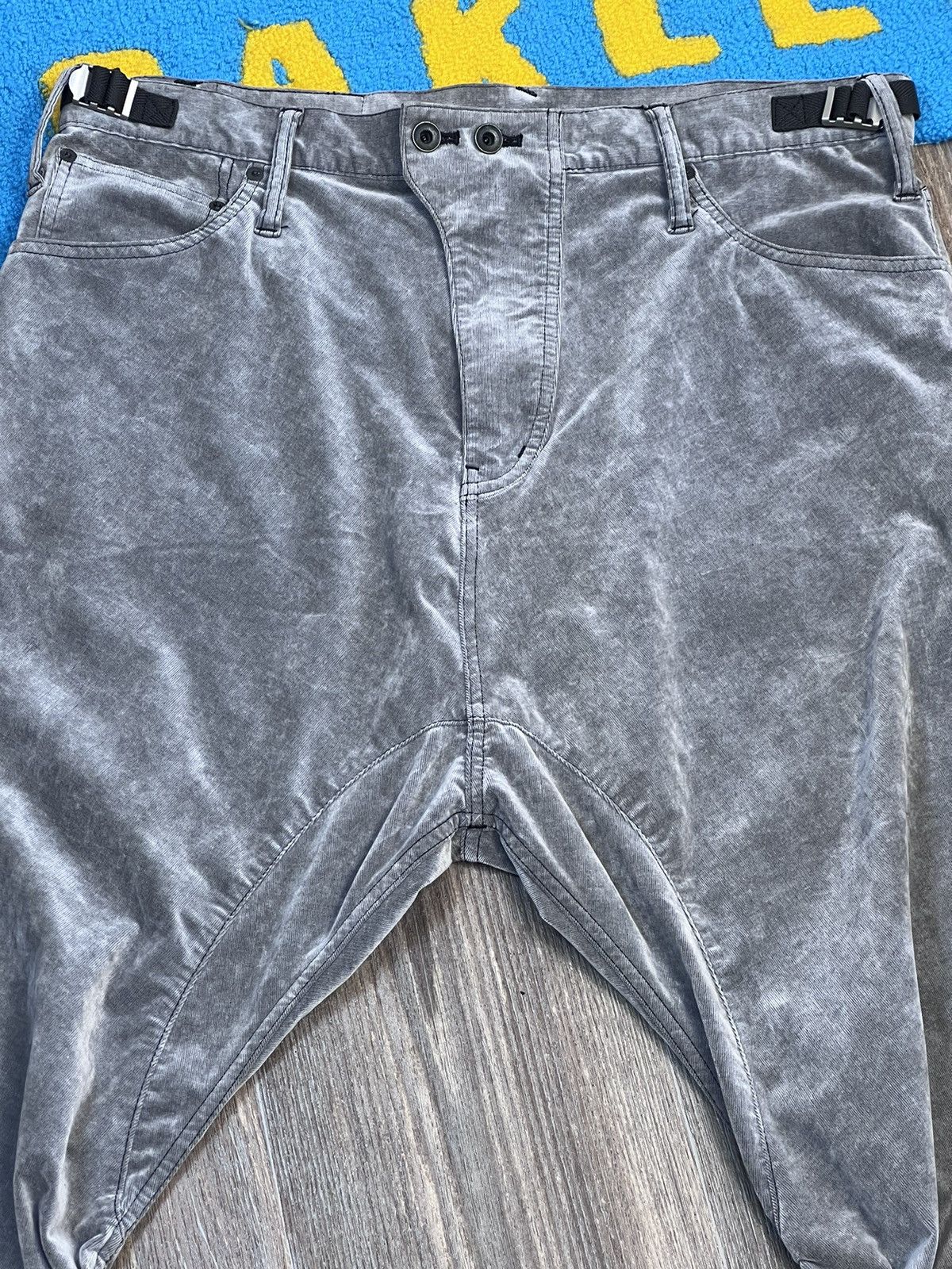Le Grande Bleu (L.G.B.) Le Grande Bleu Corduroy Cropped Drop Crotch silver pants Size US 32 / EU 48 - 6 Thumbnail
