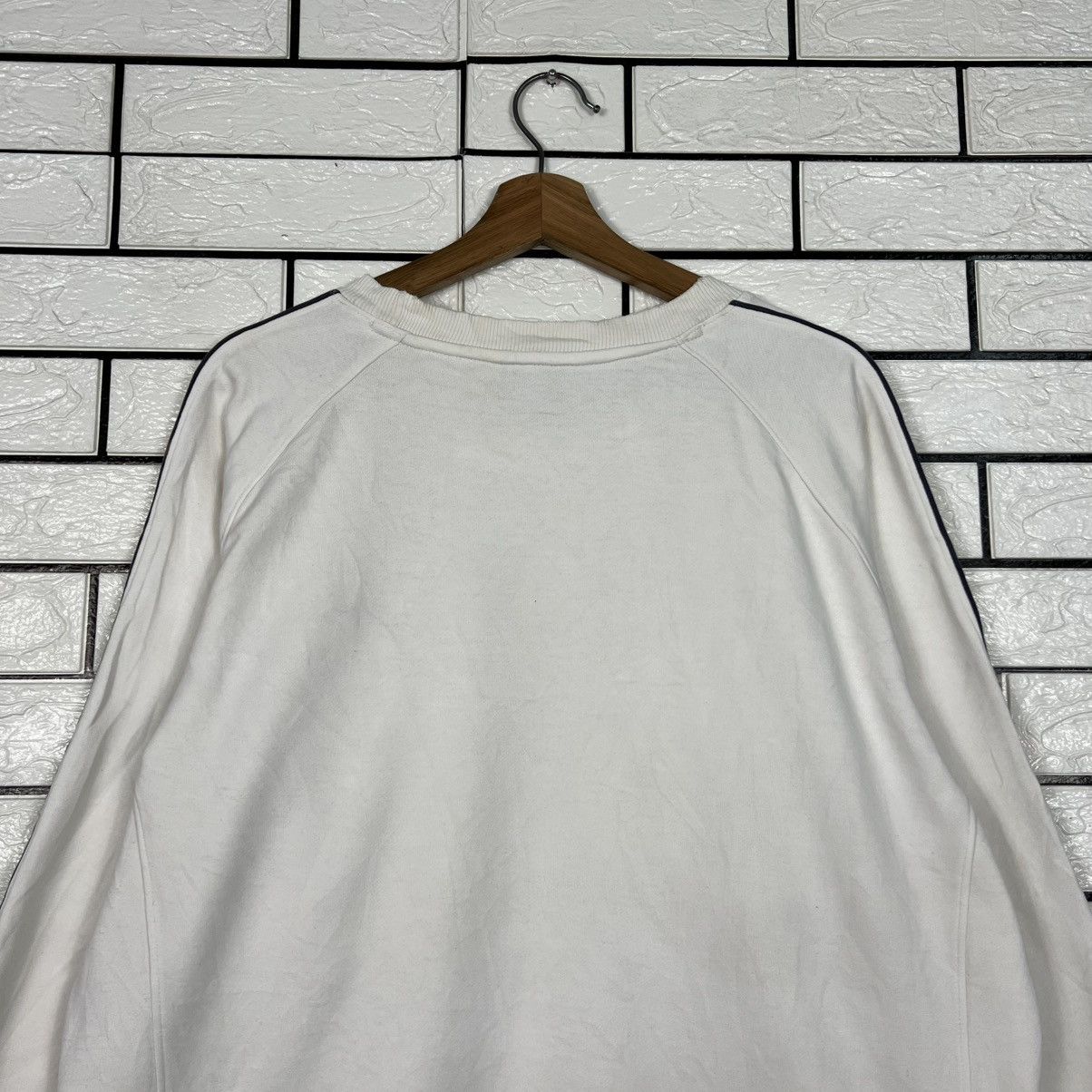 New Balance NEW BALANCE Embroidered Small Logo Sweatshirt #4277-C194 Size US L / EU 52-54 / 3 - 14 Thumbnail