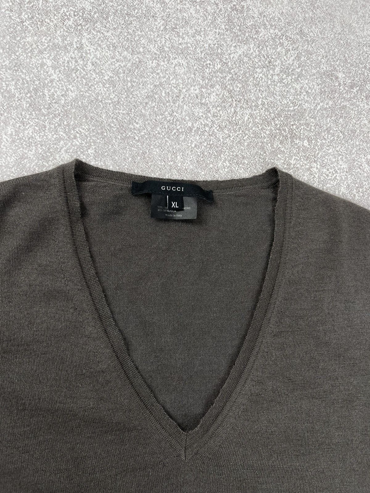 Gucci Gucci Cashmere/Silk V-Neck Knit Sweater Men’s Size XL Size US XL / EU 56 / 4 - 5 Thumbnail