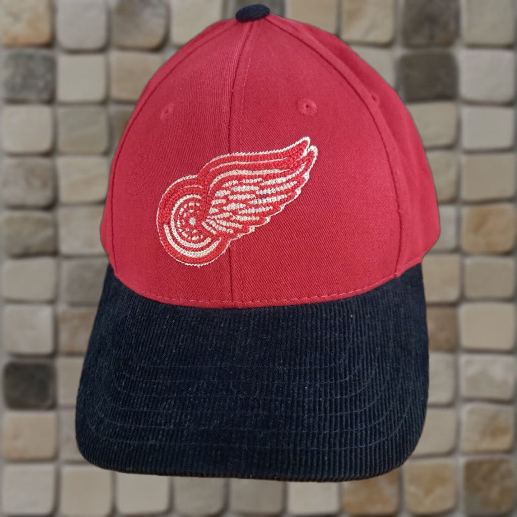 American Needle Detroit Red Wings Hat Corduroy Brim&Leather Adjustable Unisex Adults Red&Black Embroidered Wheeled Wing Bob Probert Baseball Cap Hockey Man/Boy Style Size ONE SIZE - 1 Thumbnail