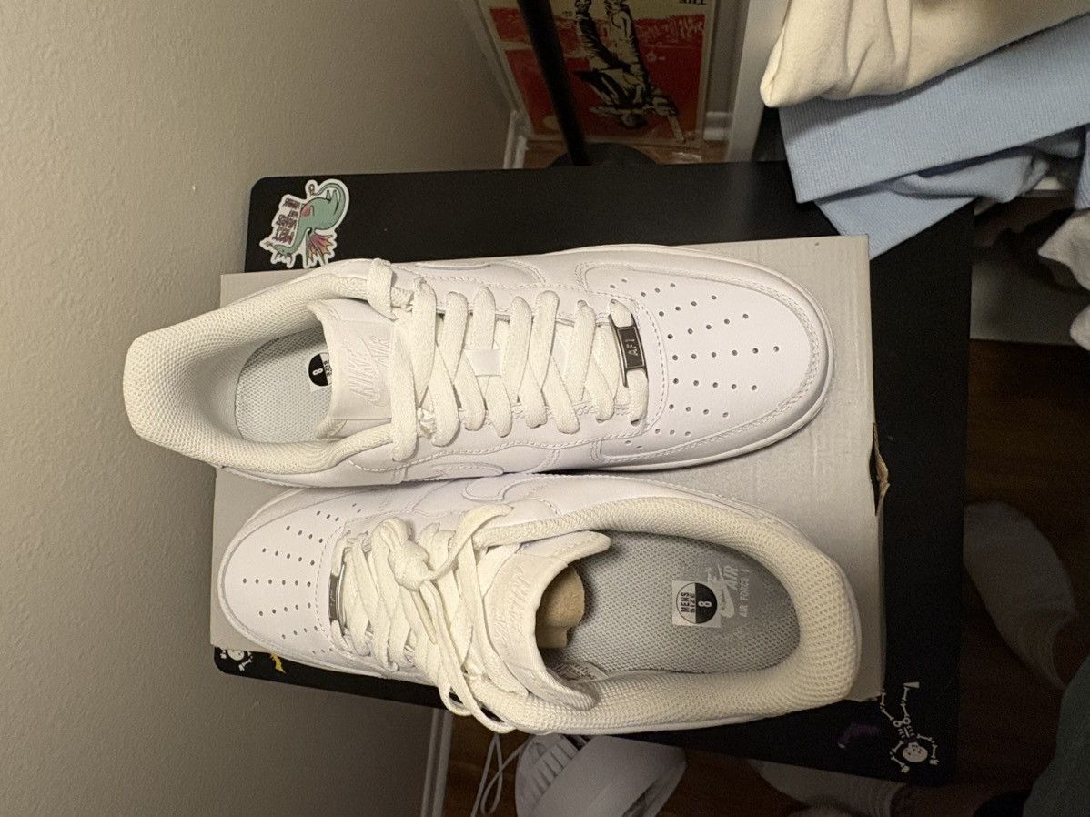 Nike Nike White AF1 Size 8 Size US 8 / EU 41 - 1 Thumbnail