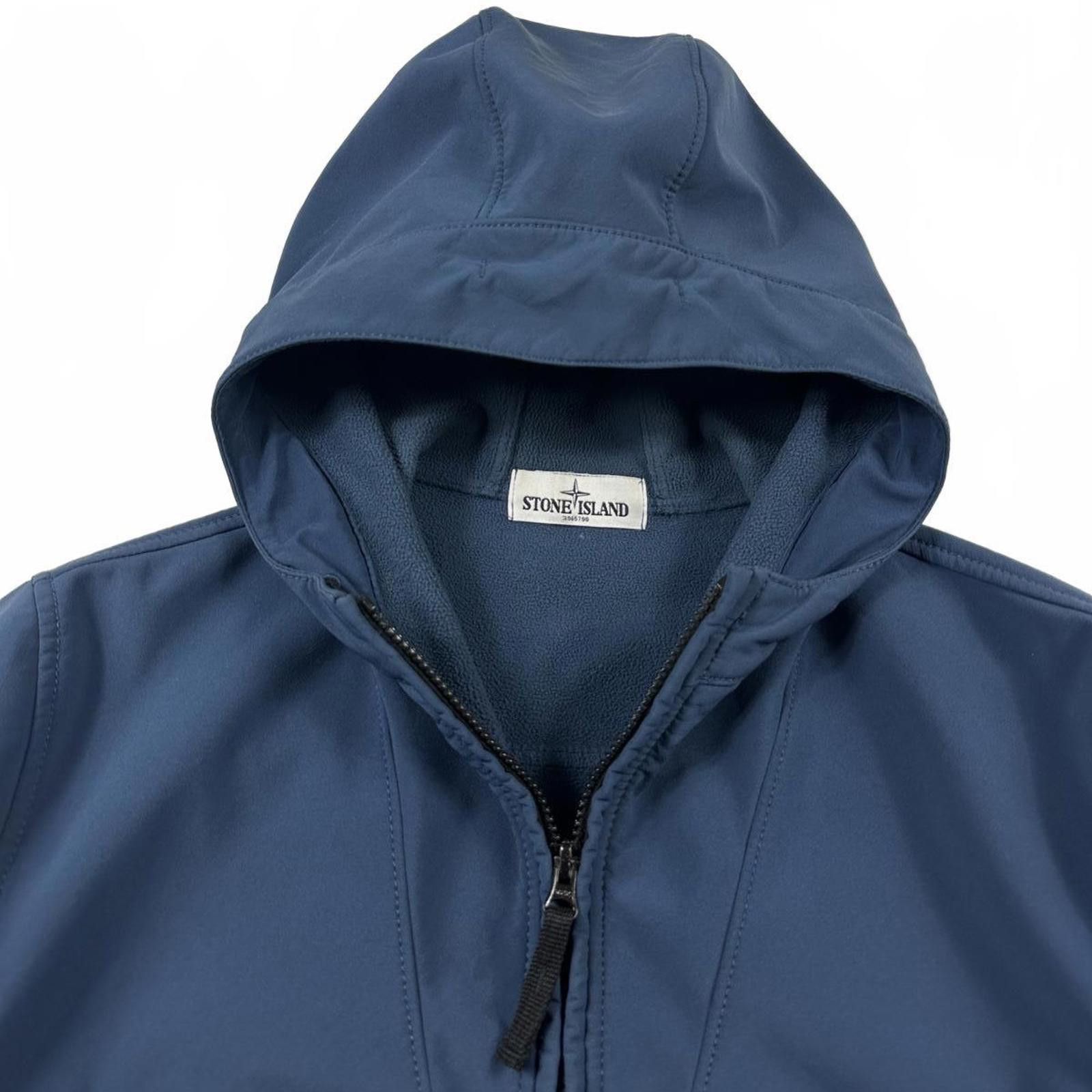 Stone Island Stone Island Soft Shell R Hooded Jacket Blue Medium Size US S / EU 44-46 / 1 - 4 Thumbnail