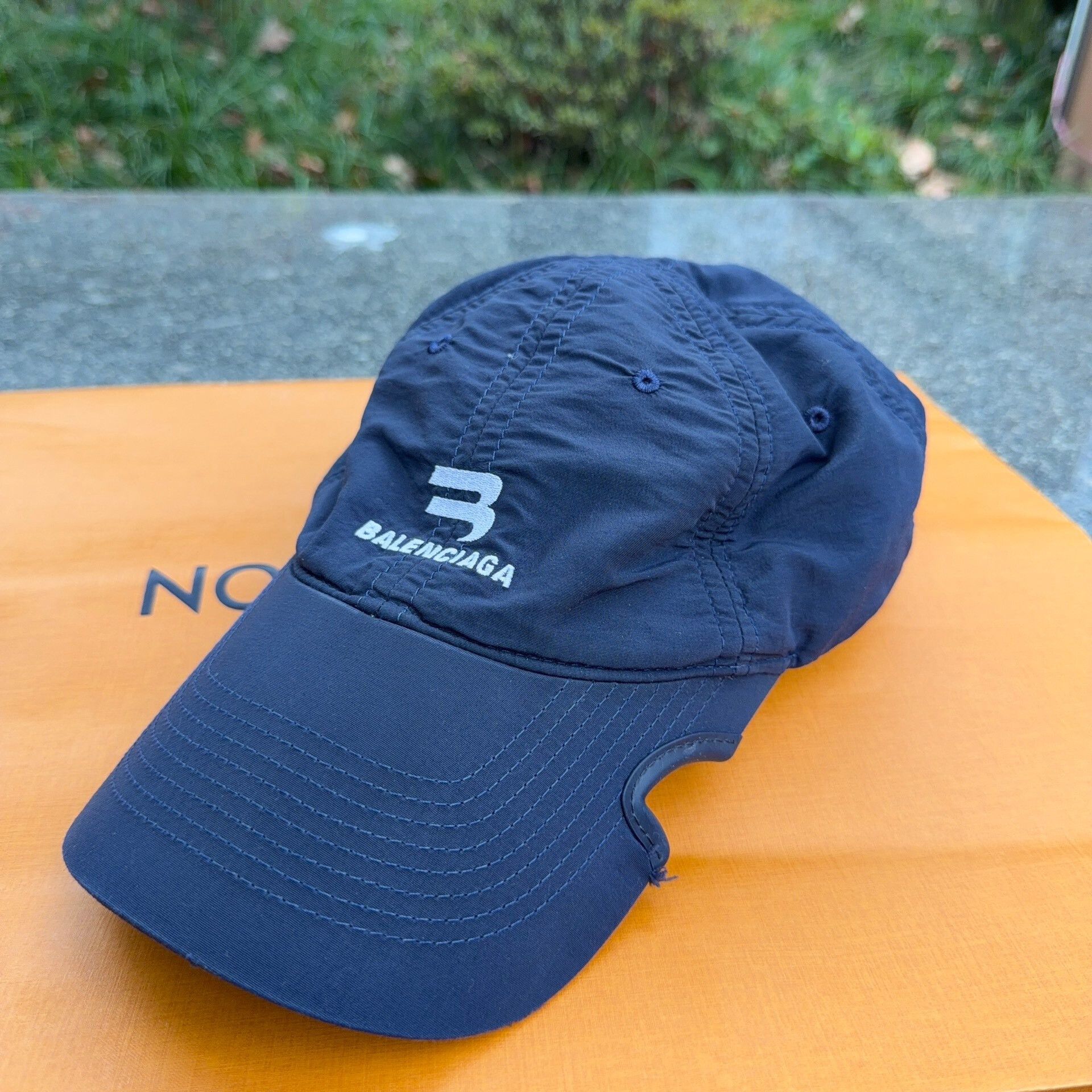 Balenciaga Balenciaga Logo Embroidered Cotton Cap Size ONE SIZE - 2 Thumbnail