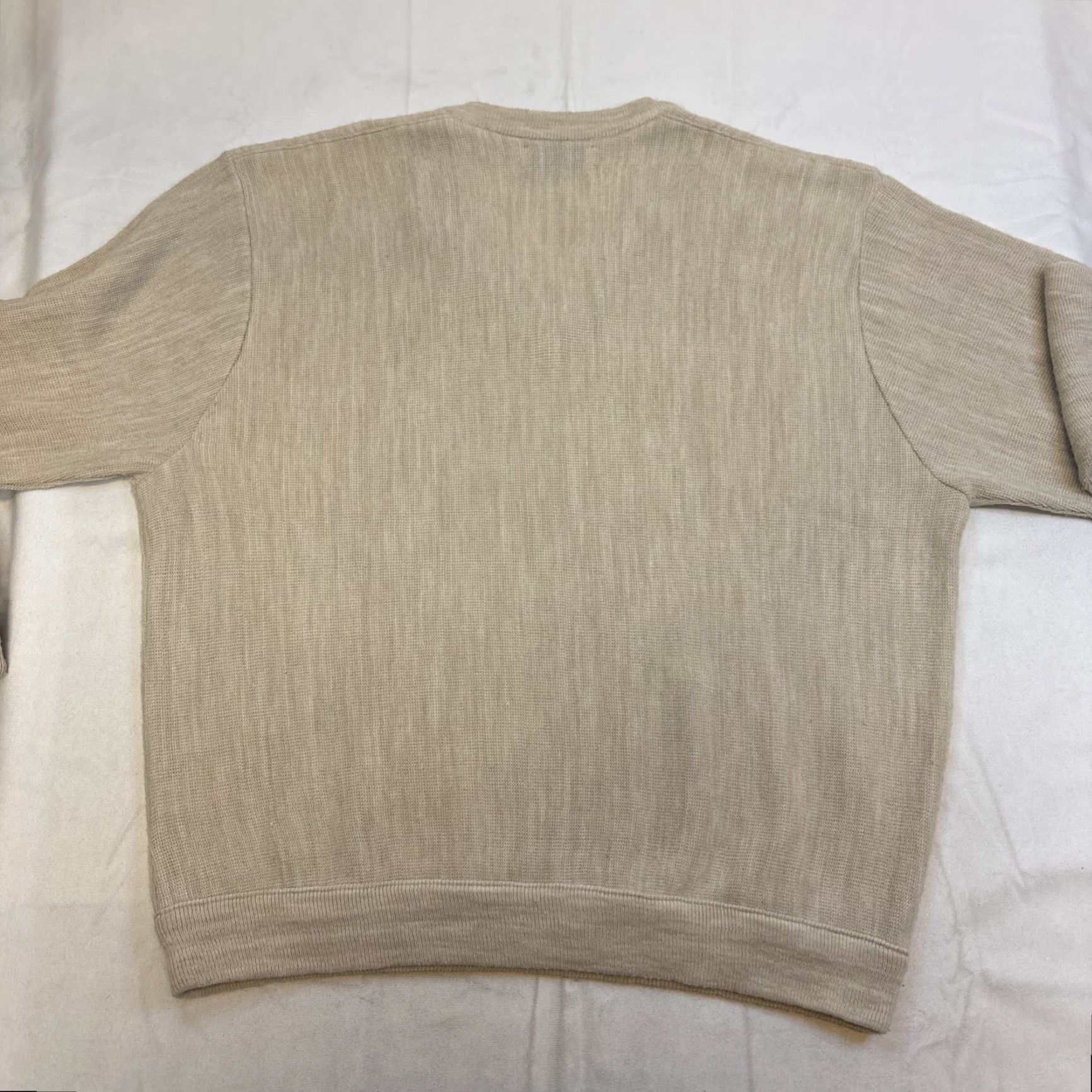 Izod VINTAGE Izod Sweater XL Beige Oatmeal V-Neck Acrylic Sweater Pullover USA 90s Mens Regular Knit Pullover Front Size US XL / EU 56 / 4 - 6 Thumbnail