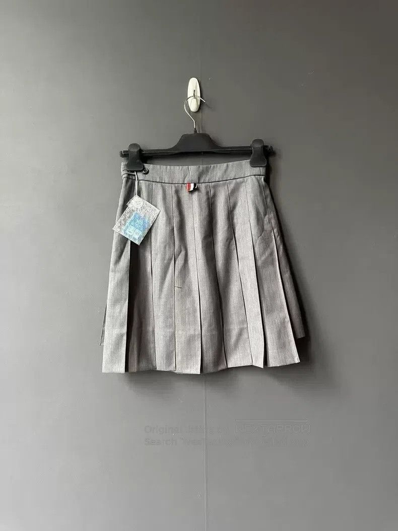 Thom Browne Thom Browne Medium Gray Pleated Skirt Size 26" / US 2 / IT 38 - 2 Thumbnail