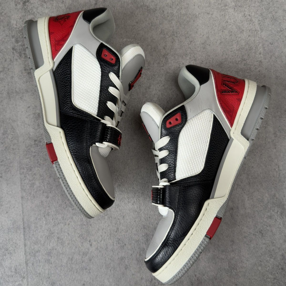 Louis Vuitton Louis Vuitton Trainer Sneaker Size US 8 / EU 41 - 10 Thumbnail