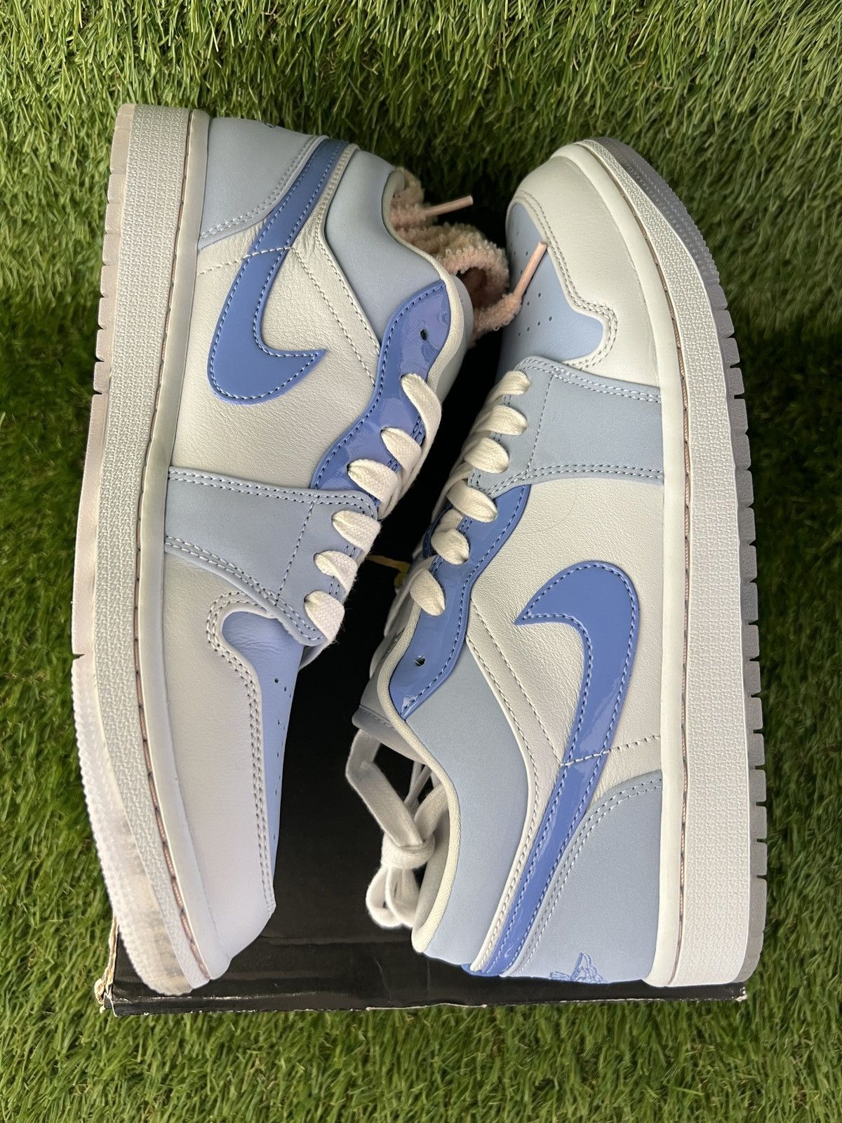 Jordan Brand × Nike Air Jordan 1 SE Low Mighty Swooshers Size US 9.5 / EU 42-43 - 5 Thumbnail
