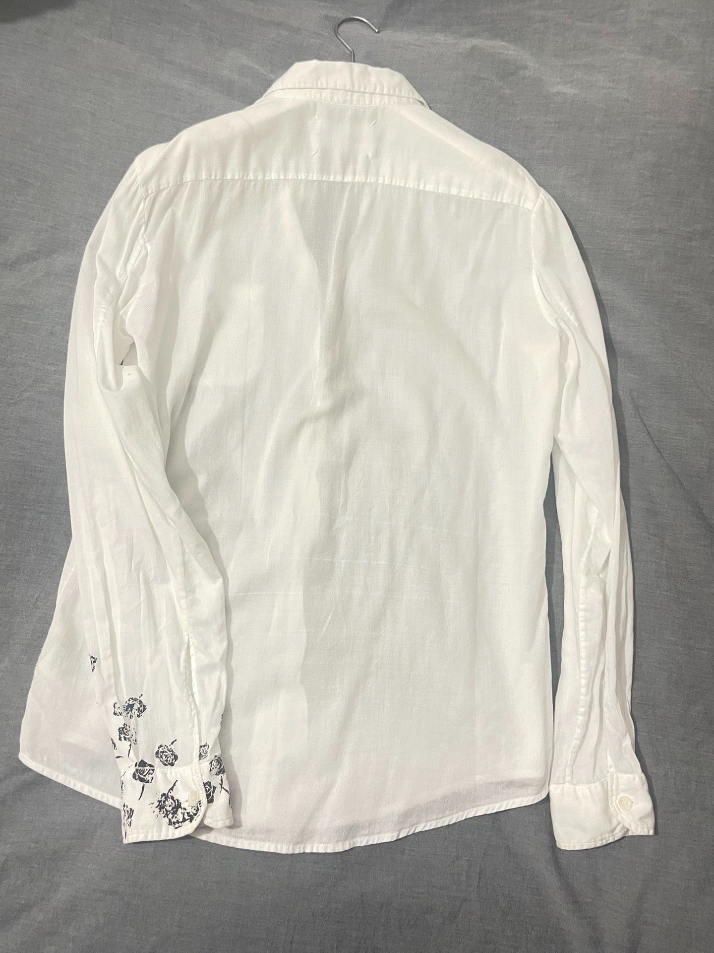 Maison Margiela Maison Margiela Rose-printed shirt 2501-Nextarrow Size L / US 10 / IT 46 - 2 Thumbnail