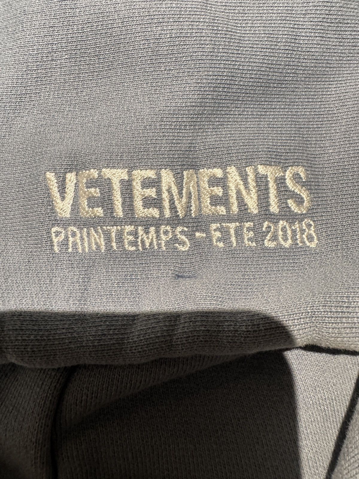 Balenciaga × Vetements VETEMENTS “Unicorns and Rainbows” oversized hoodie Size US M / EU 48-50 / 2 - 5 Thumbnail