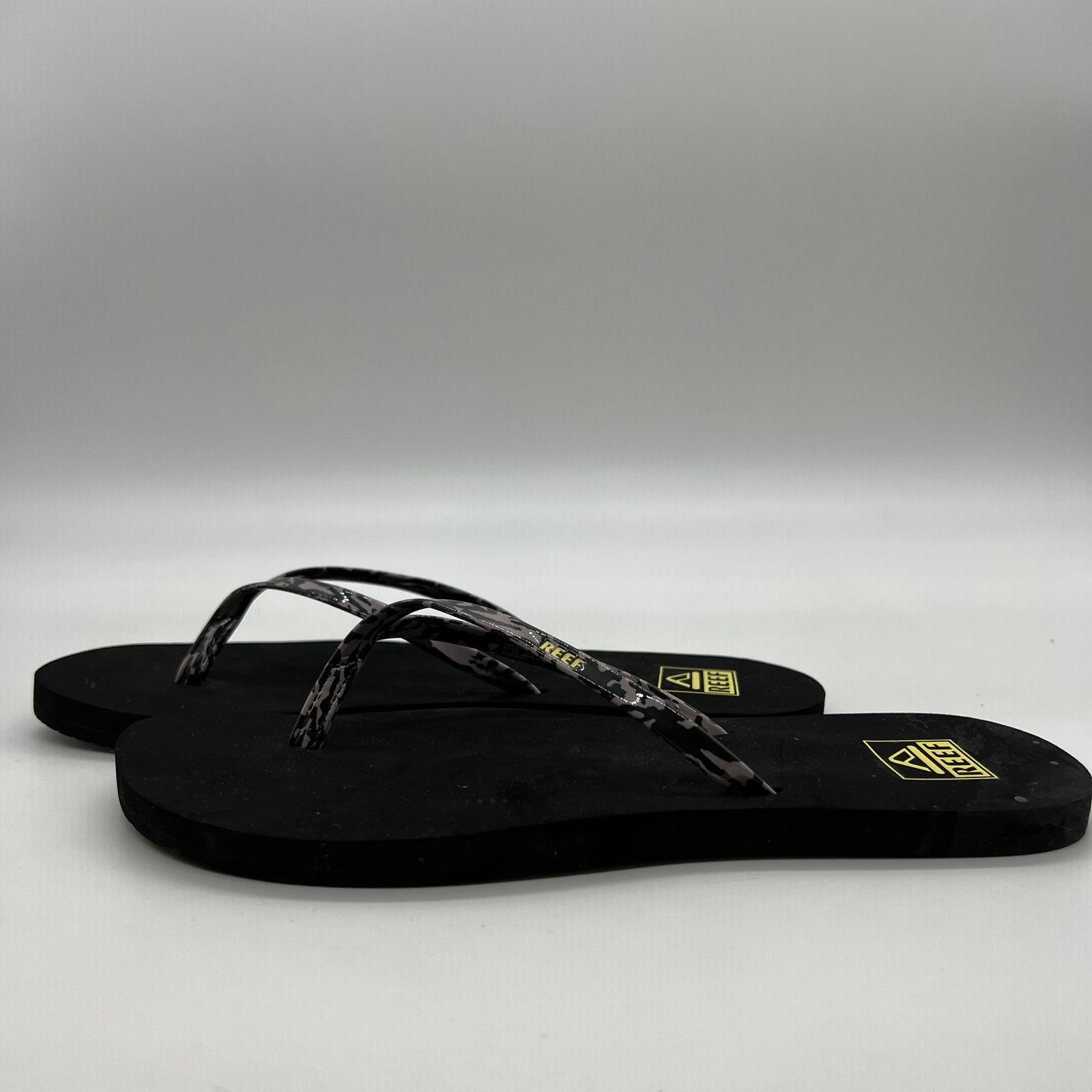 REEF Reef Shoes Women's Size 7 Bliss Nights Sandals Zebra Size US 7 / IT 37 - 9 Thumbnail