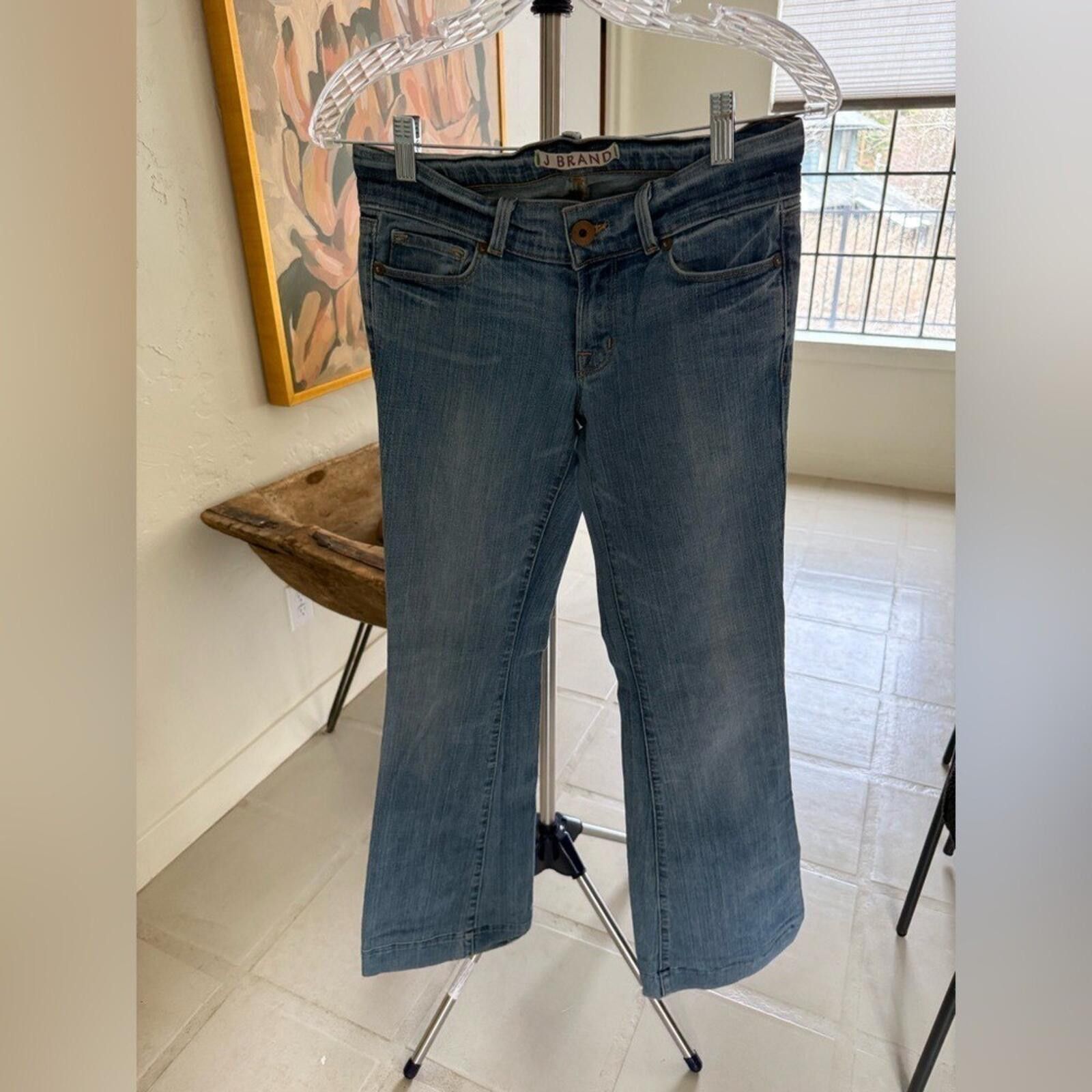 J Brand J Brand Love Story 27 Low Rise Blue Jeans 32.5 Inseam Size 27" / US 4 / IT 40 - 4 Thumbnail